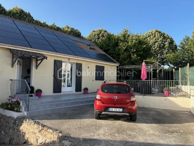 Maison de 831 m² - Devant - Panneaux solaires-2ème terrasse.jpg