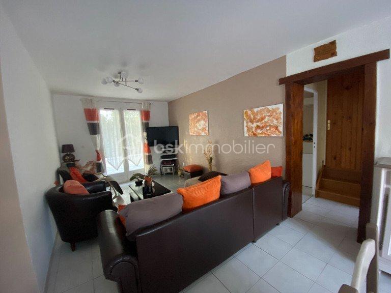 Maison de 831 m² - Séjour.jpg
