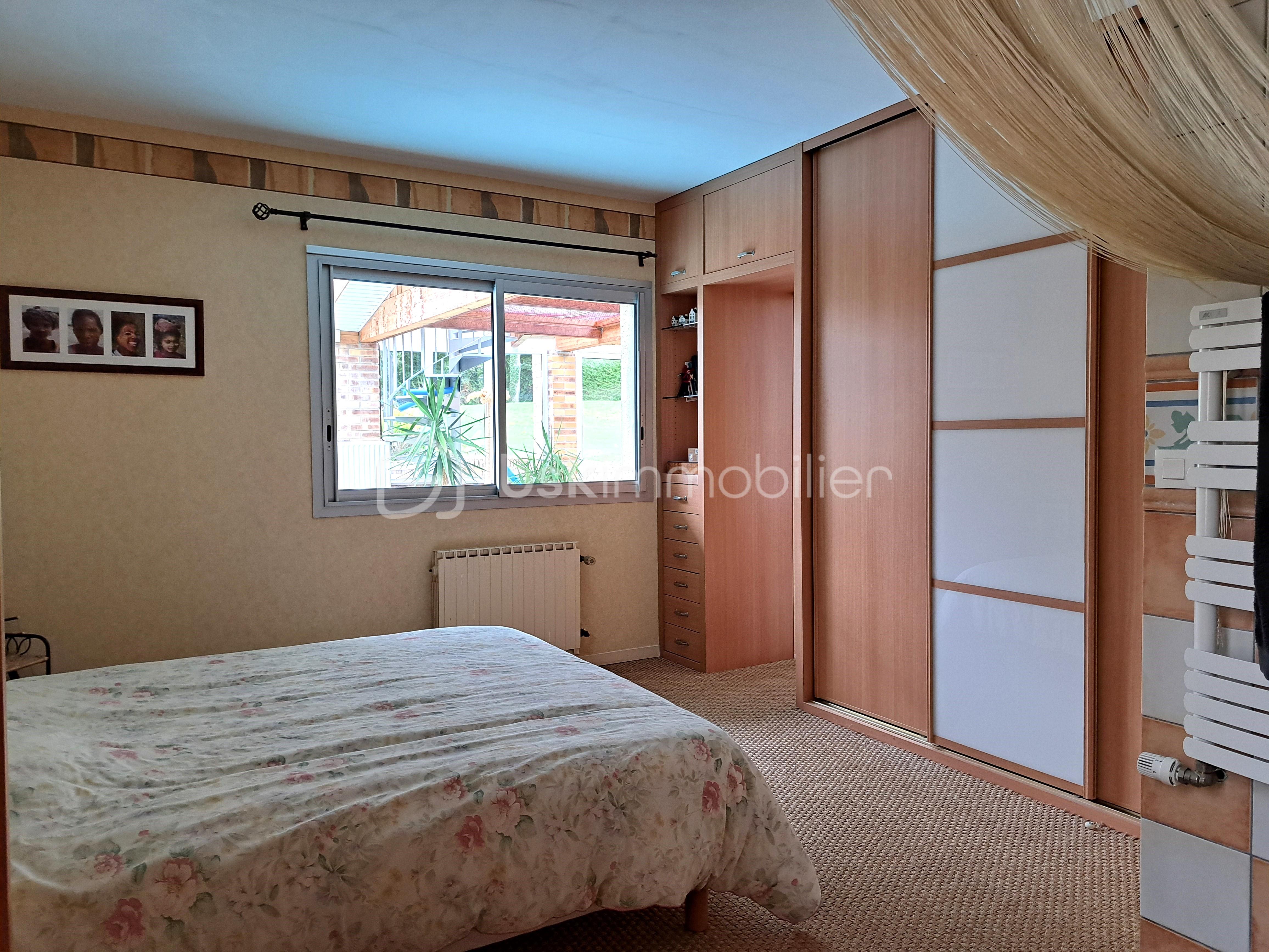 Maison de 178 m² - Chambre parentale 2.jpg