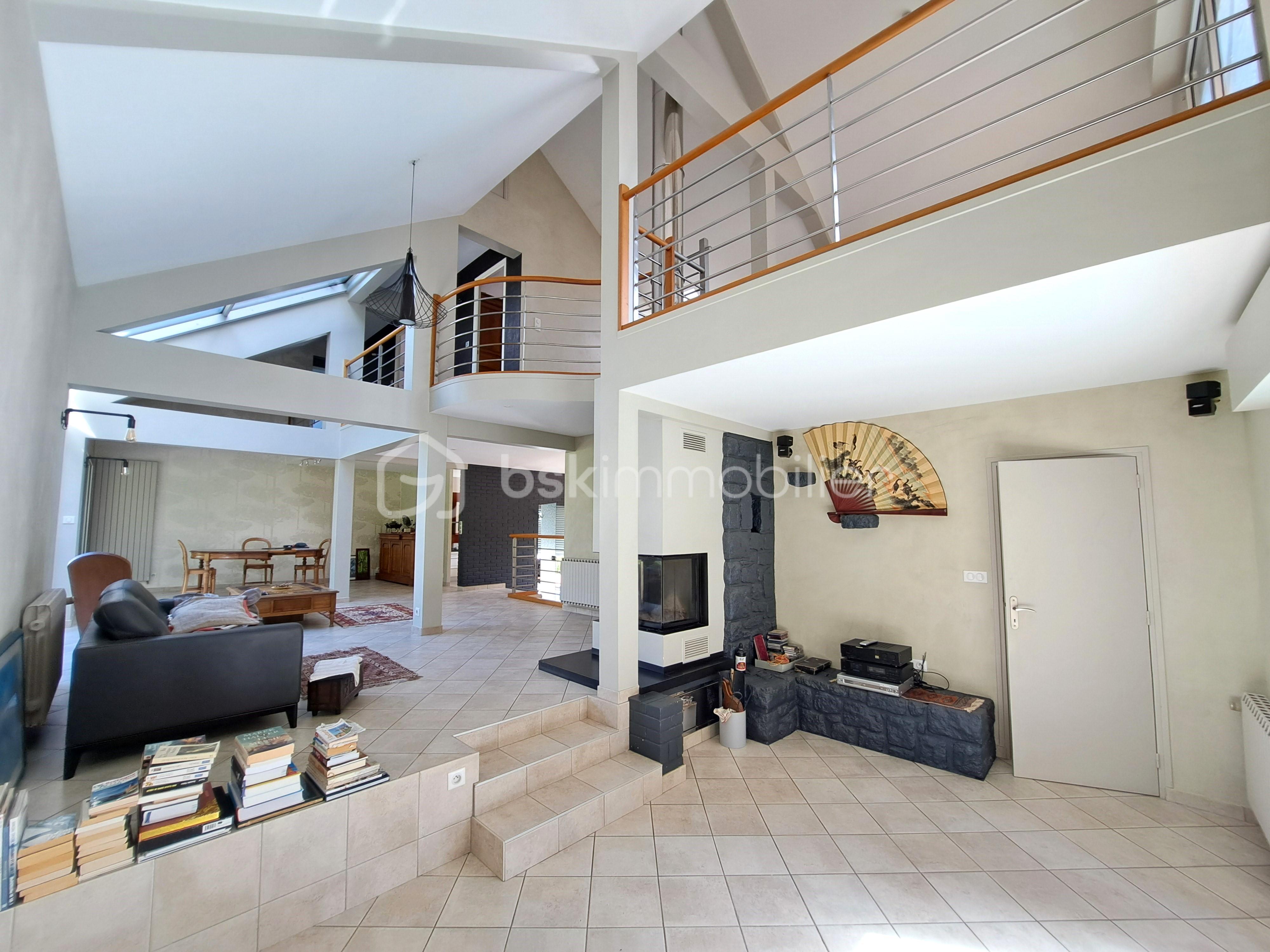 Maison de 178 m² - PETIT SALON.jpg