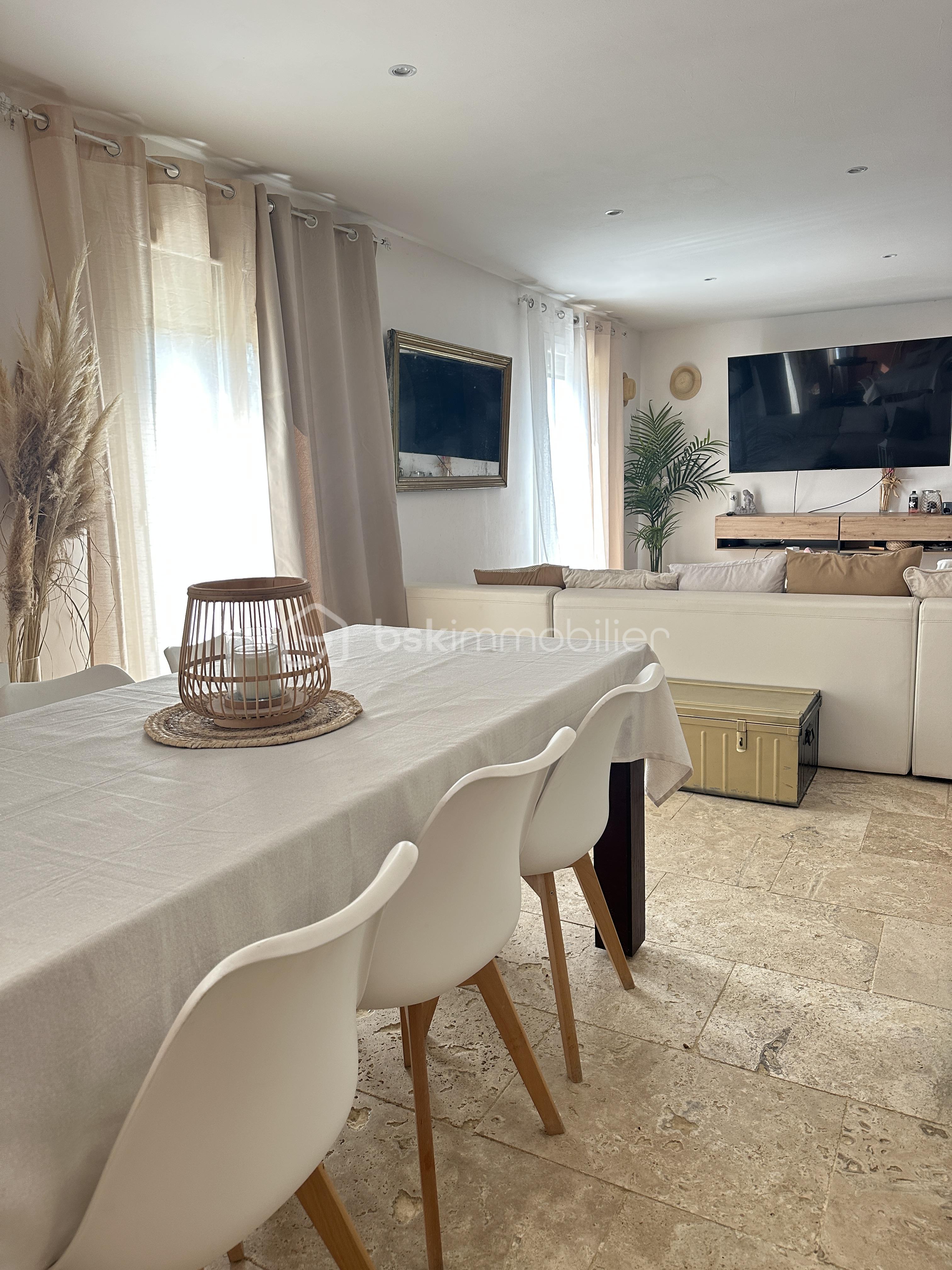 Villa de 100 m² - 8E7259CF-F956-40AC-81E8-96143A2F50EE.jpeg