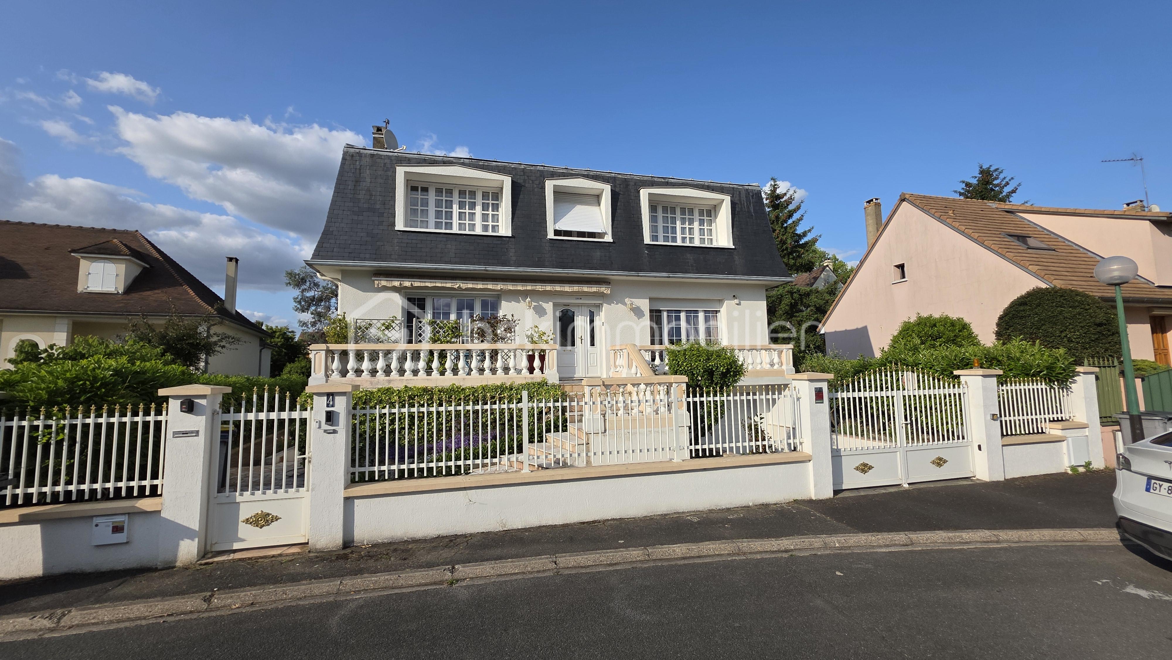 Maison de 262 m² - 20250602_191149.jpg