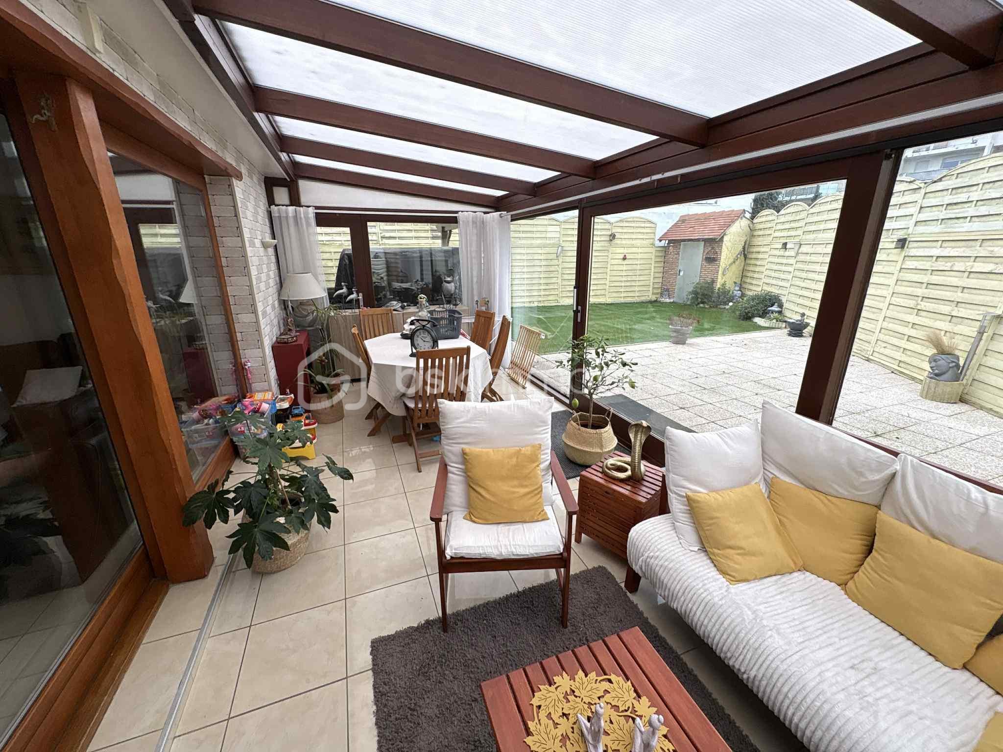 Maison de 130 m² - 86b11123-9276-4766-a352-512bac85b658.jpg