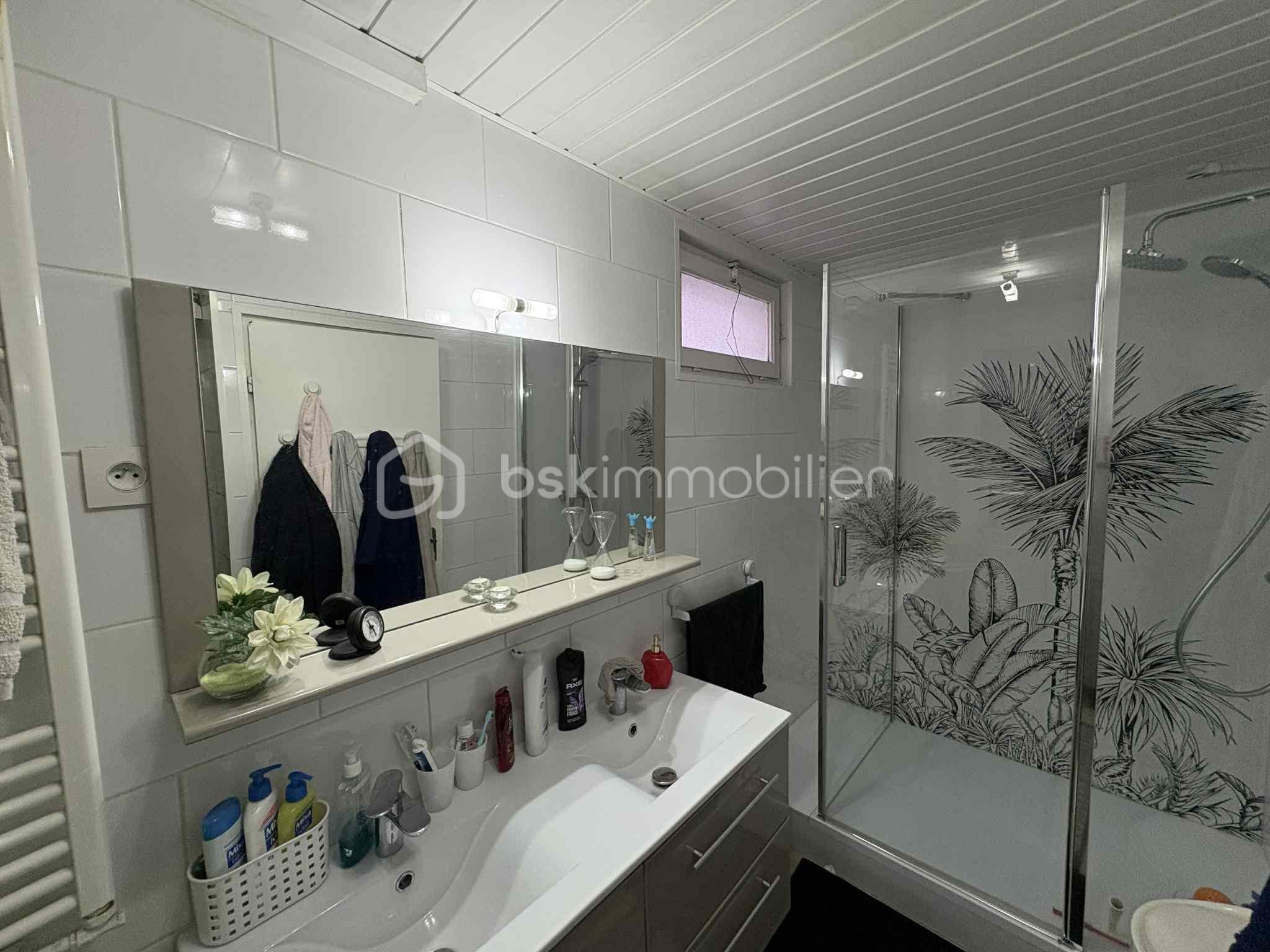 Maison de 130 m² - c866425e-ddeb-4cc5-b341-44023e6e1b46.jpg