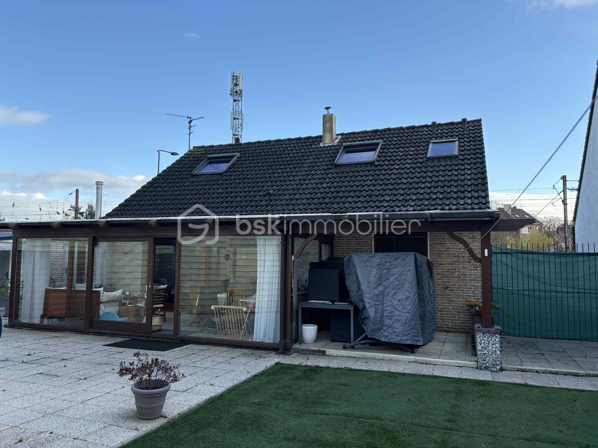 Maison de 130 m² - 904325bf-daa1-4e75-a2d9-fbbc48ee3b50.jpg