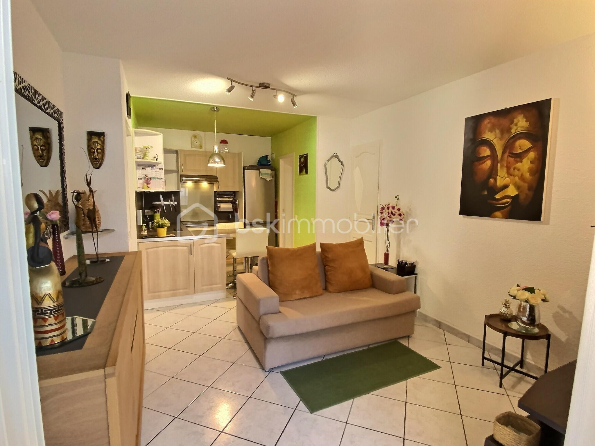 Appartement de 50 m² - exposio_133388015.jpg