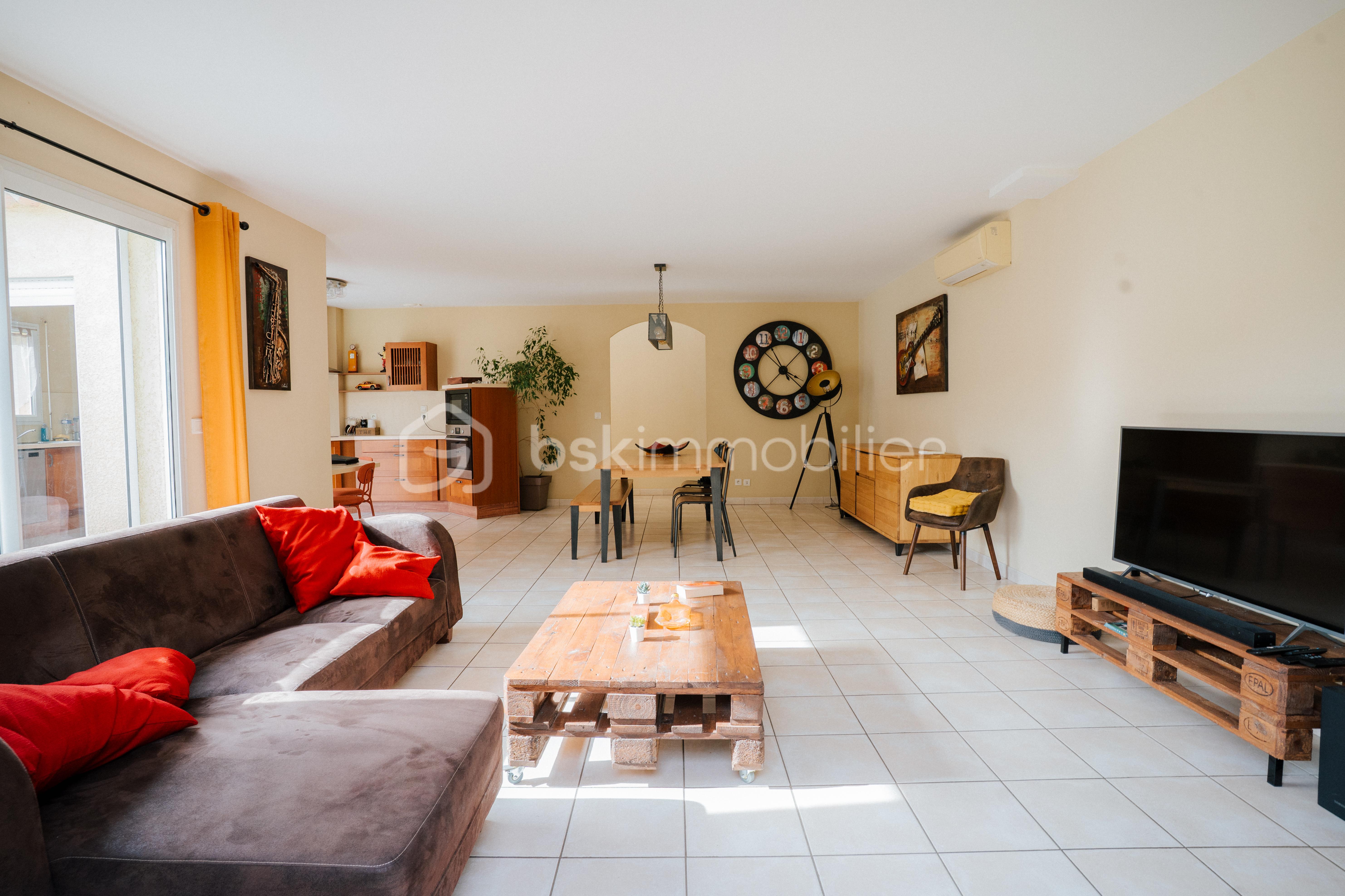 Maison de 115 m² - MAISON BAGES AVEC PISCINE-20.jpg