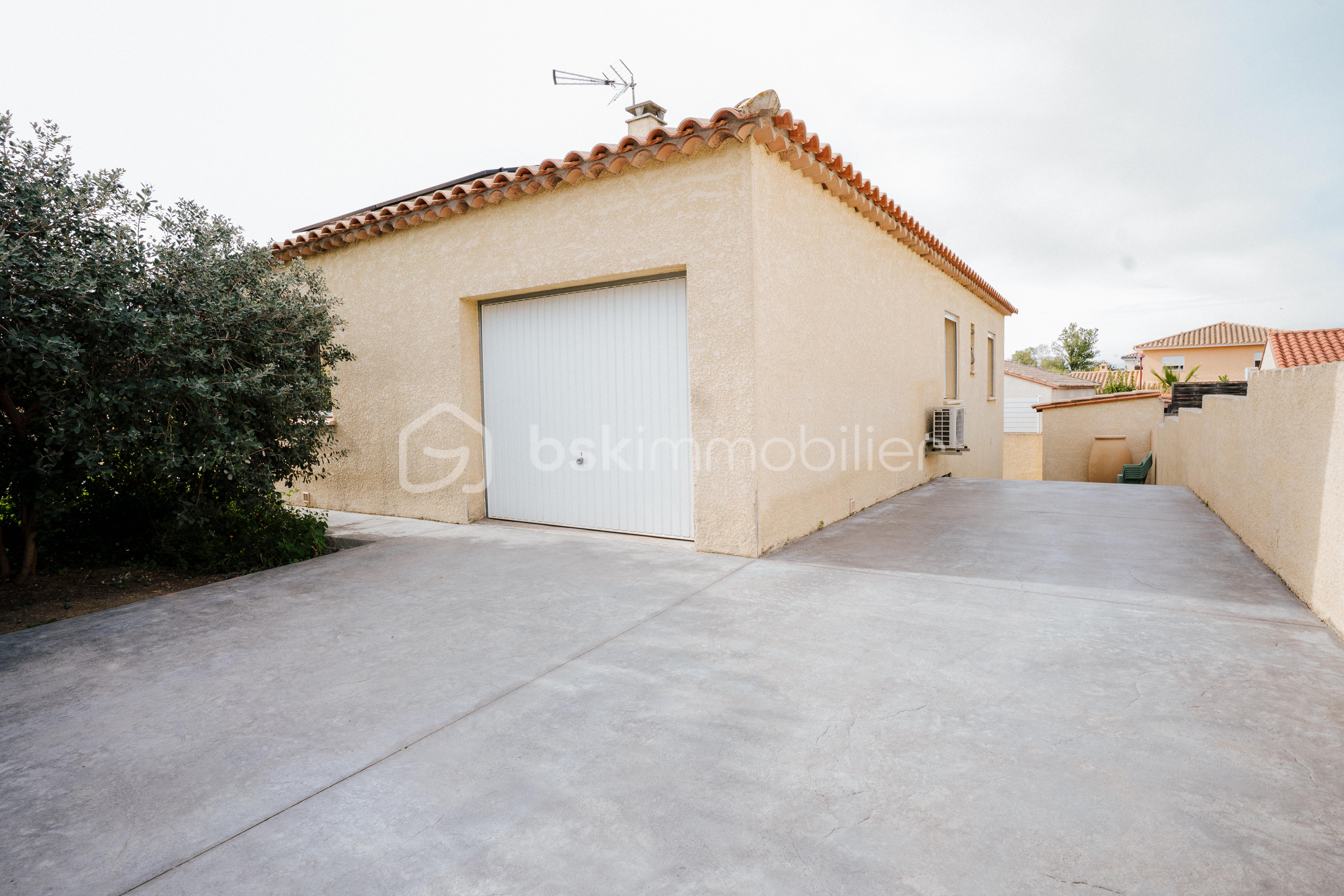 Maison de 115 m² - MAISON BAGES AVEC PISCINE-16.jpg