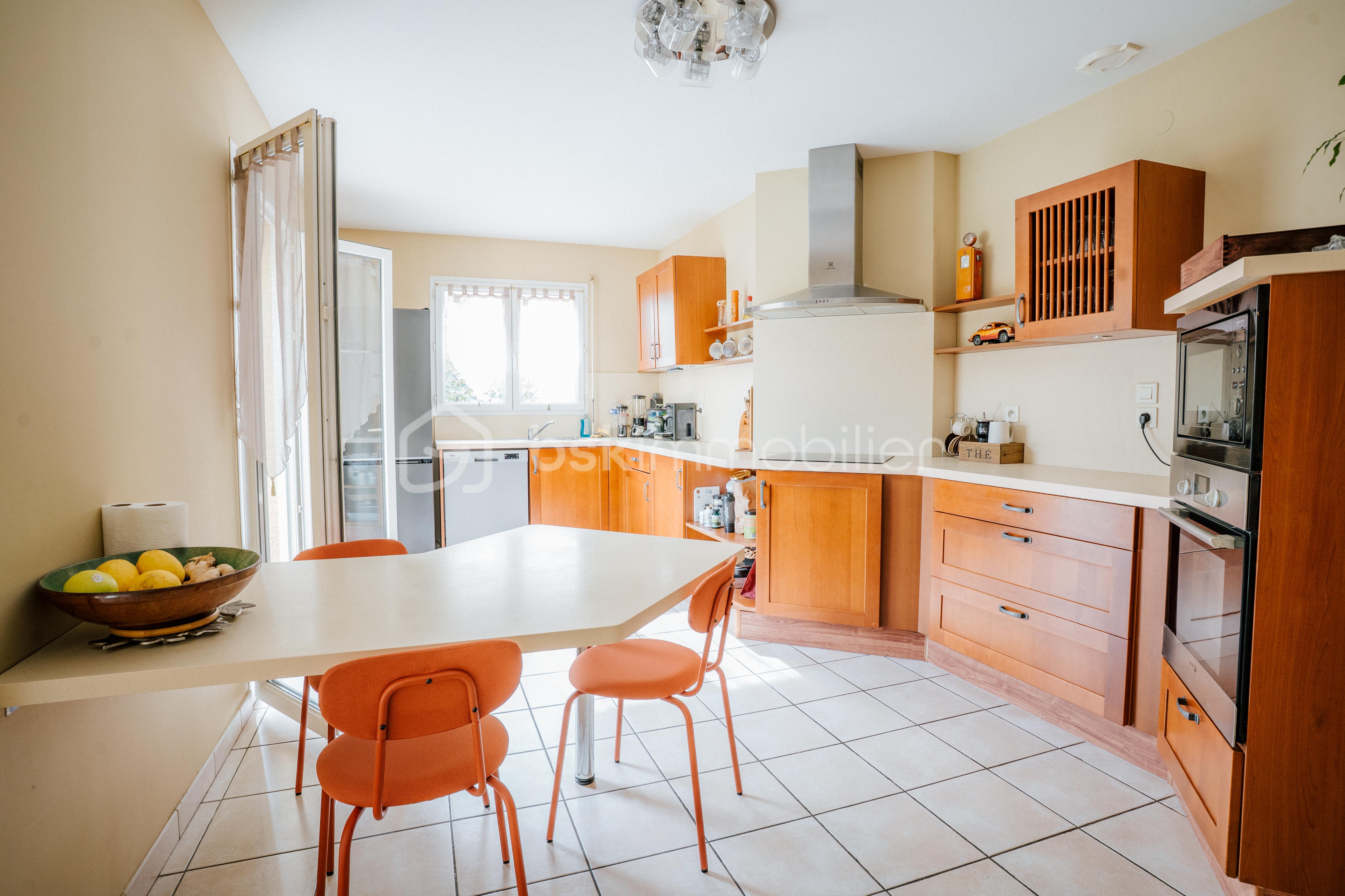 Maison de 115 m² - MAISON BAGES AVEC PISCINE-14.jpg
