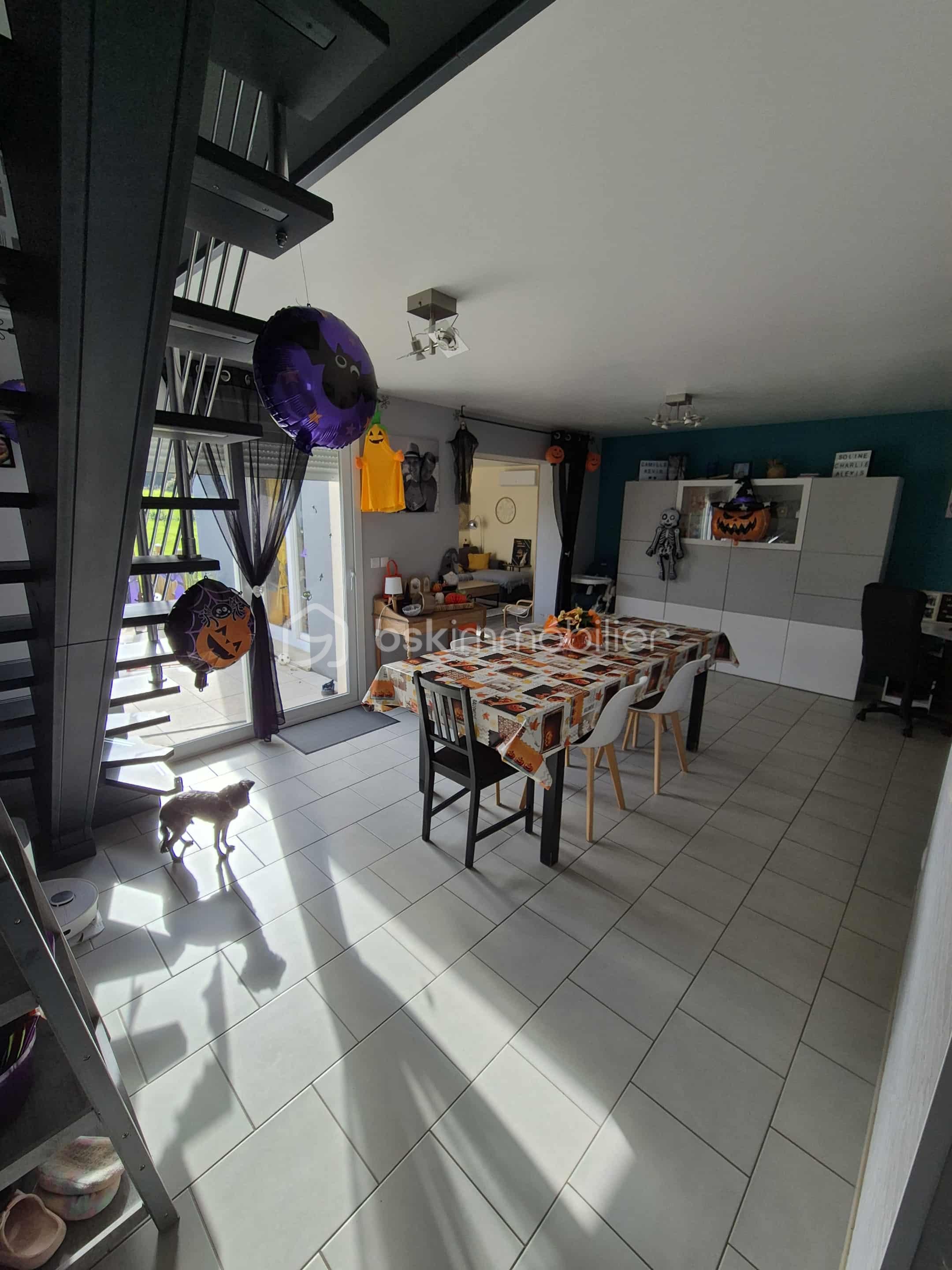 Maison de 118 m² - 5ea7d88d-4ed2-4931-86c2-a4d330cc3700.jpg