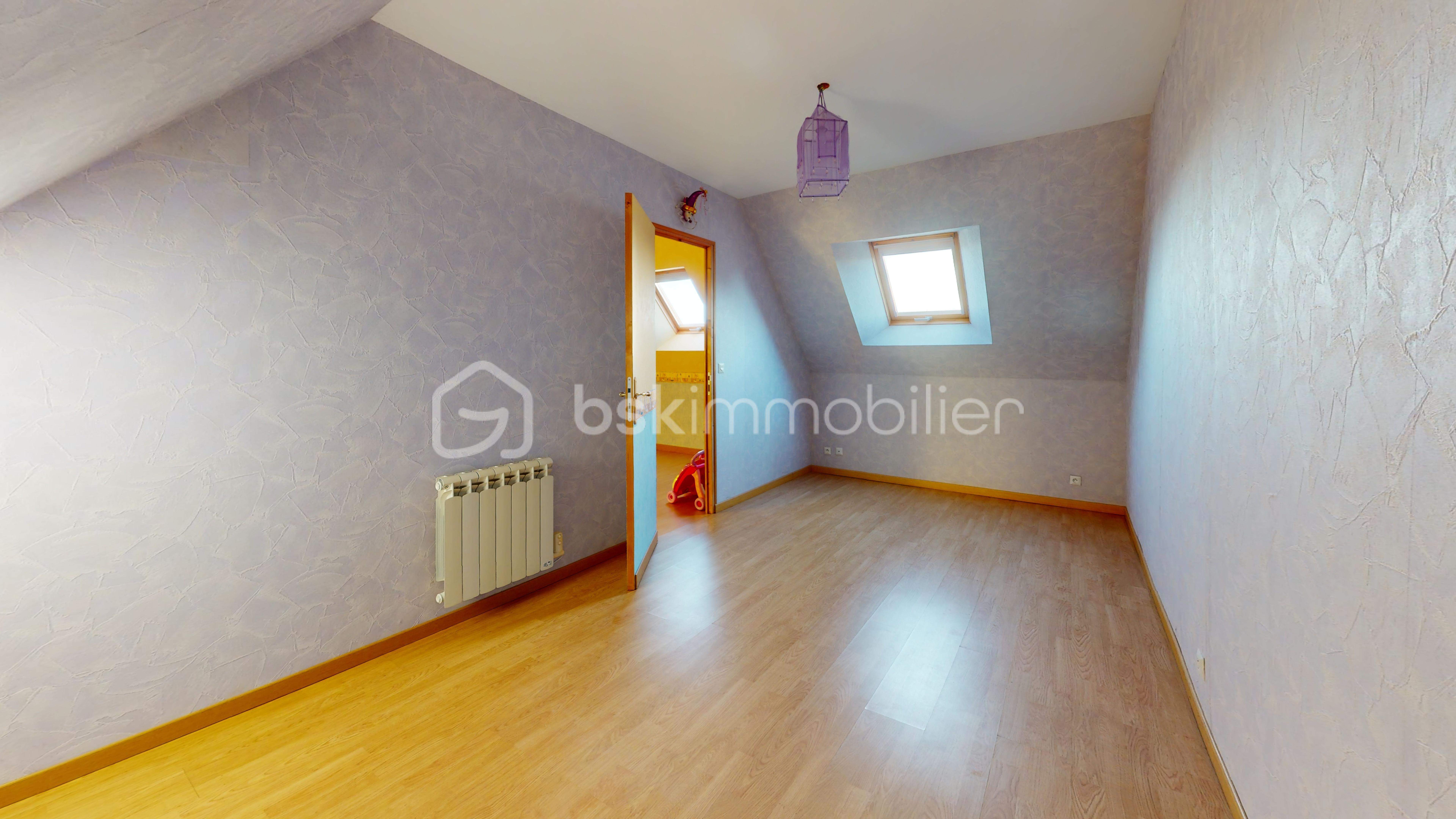 Maison de 155 m² - Chemin-du-Four-a-Platre-Bedroom.jpg