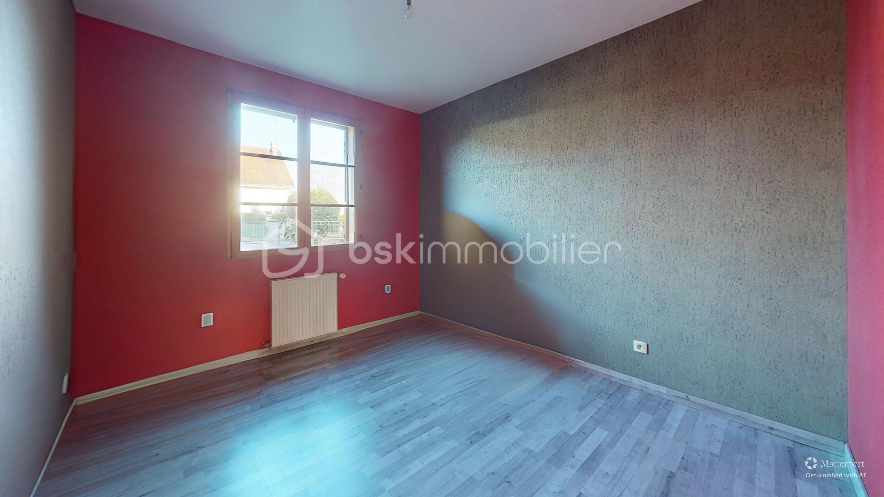 Maison de 155 m² - Chemin-du-Four-a-Platre-Bedroom-Defurnished 6.jpg