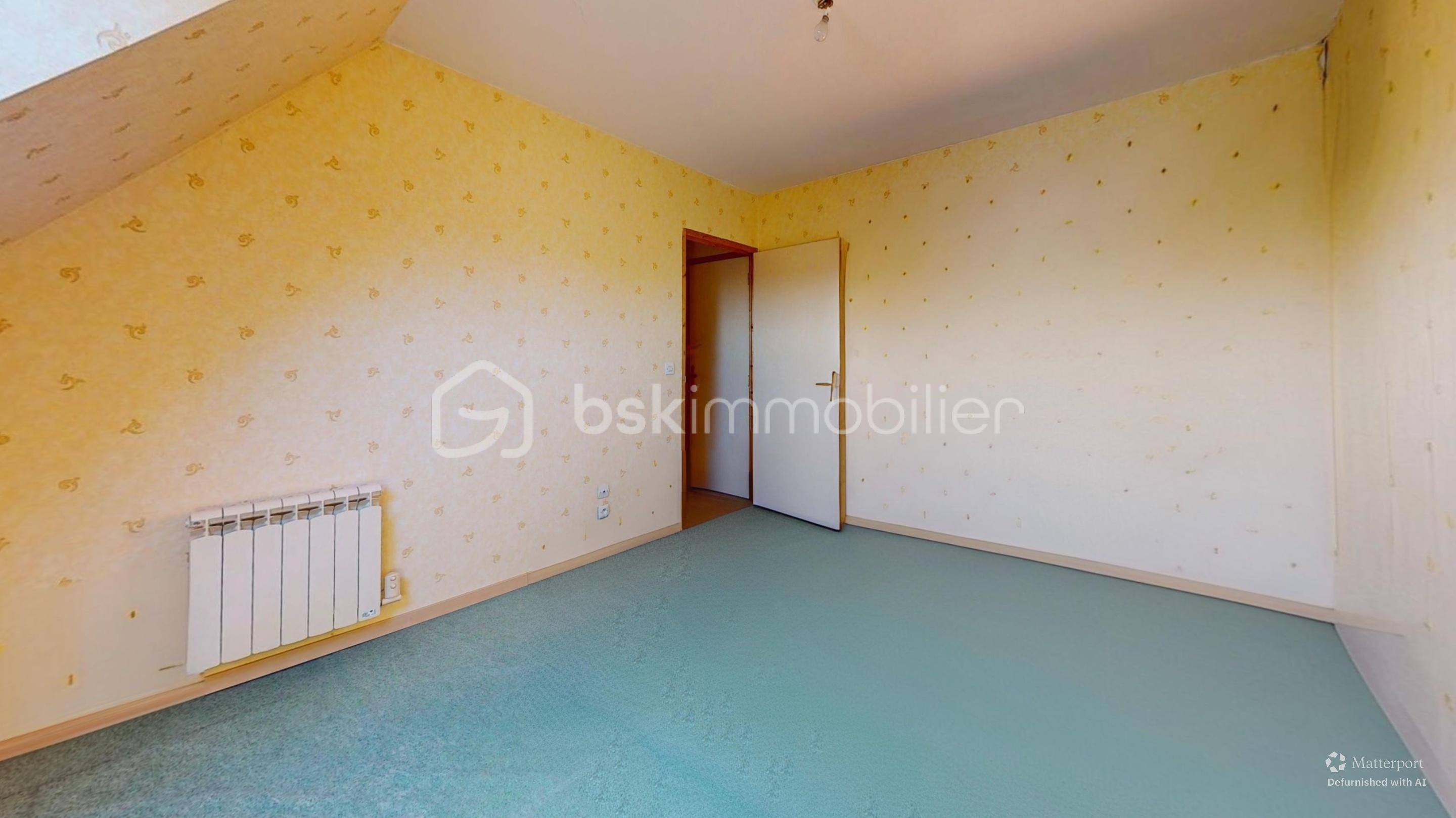 Maison de 155 m² - Chemin-du-Four-a-Platre-Bedroom-Defurnished 2.jpg