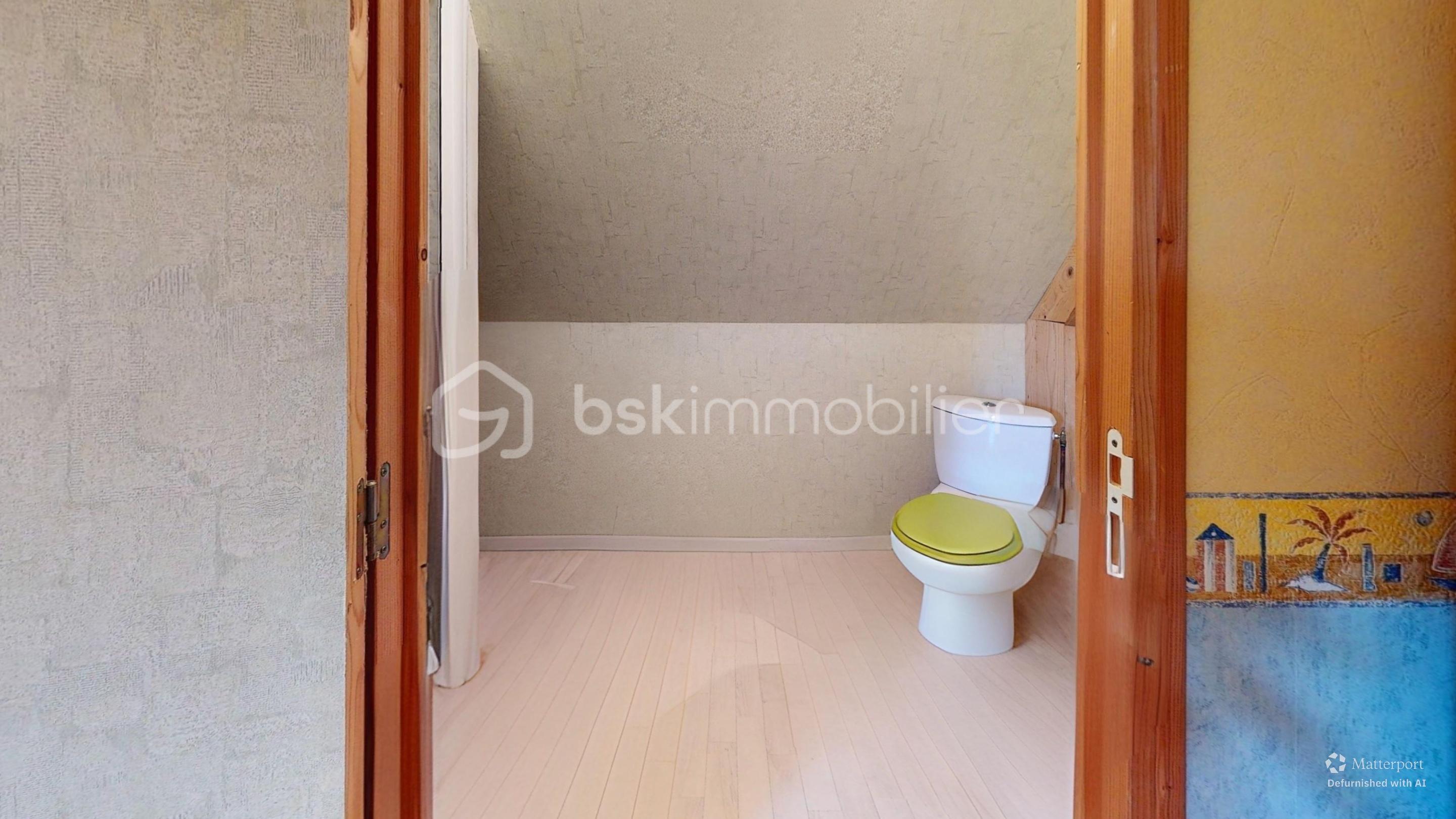 Maison de 155 m² - Chemin-du-Four-a-Platre-Bathroom-Defurnished 1.jpg