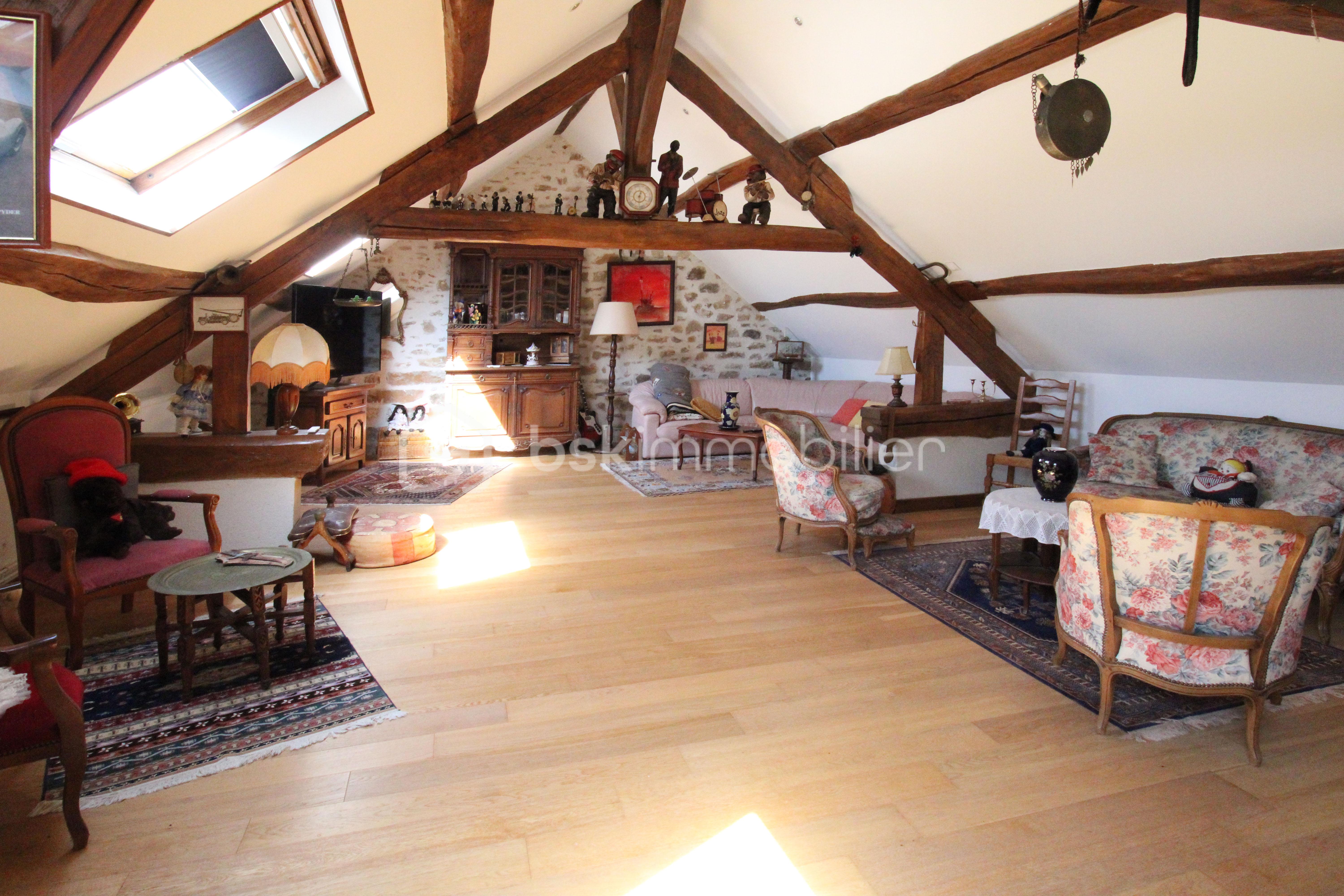 MEZZANINE2.jpg