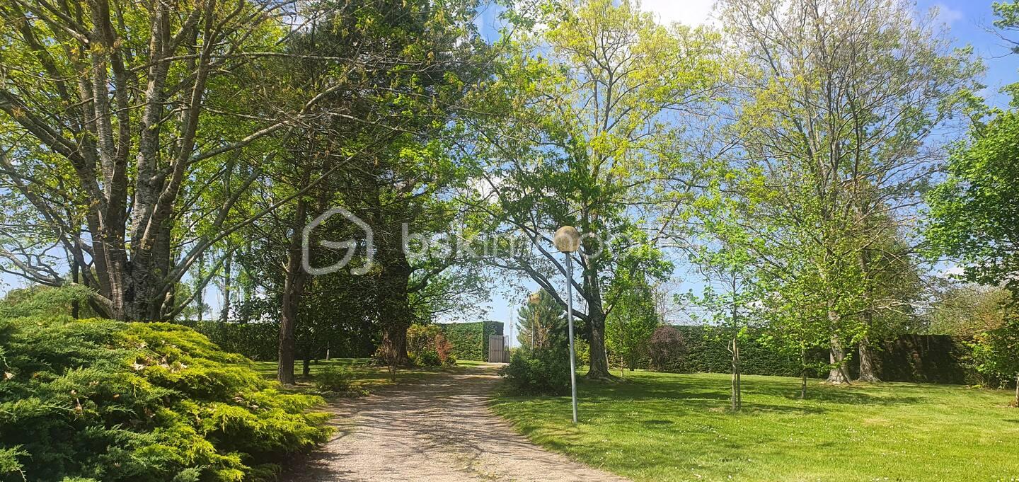 Demeure de 388 m² - 307f23ad-8782-40c5-983b-d5a04f06ec95.jpeg