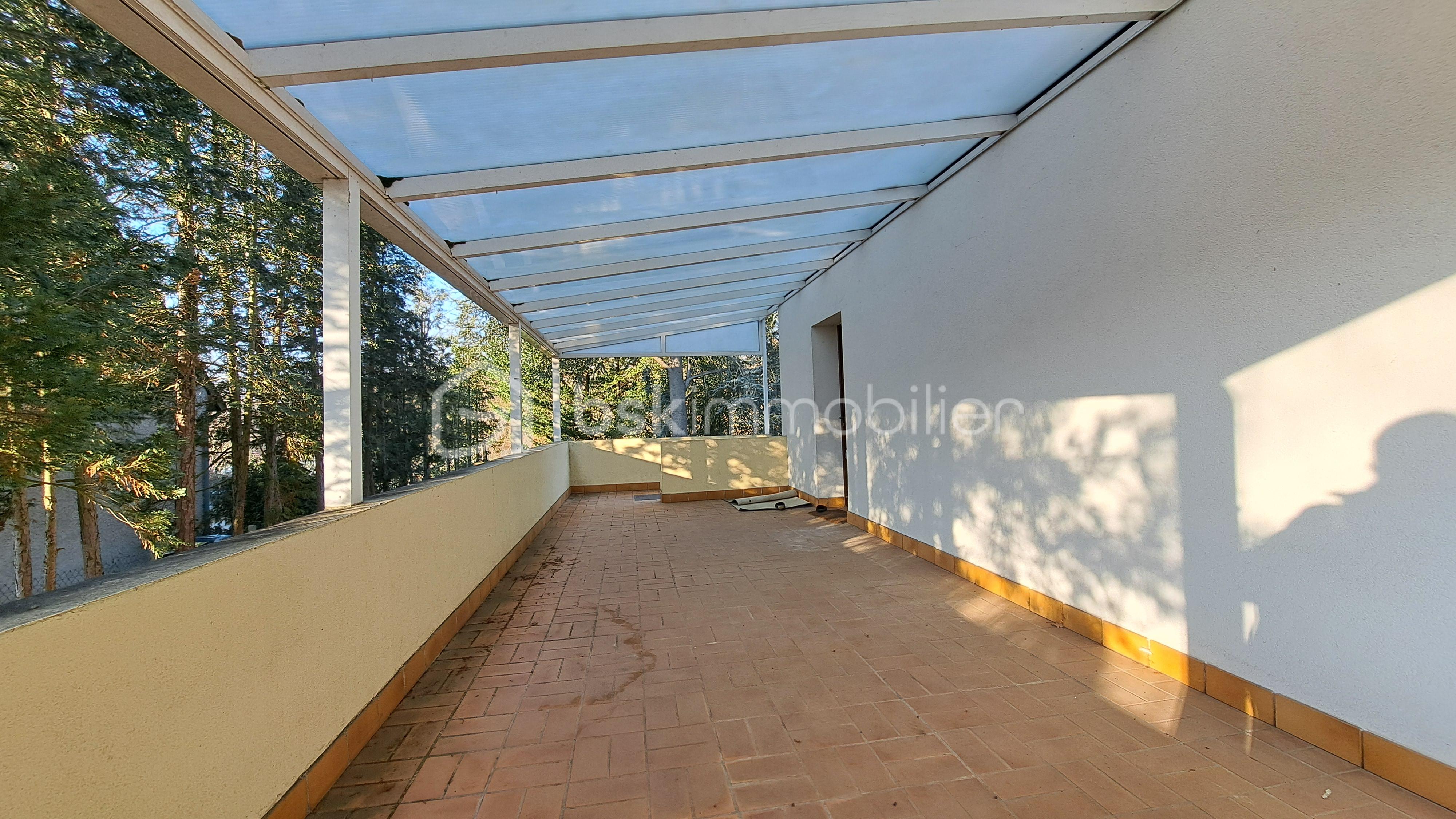 Maison de 230 m² - 20251226_105551.jpg