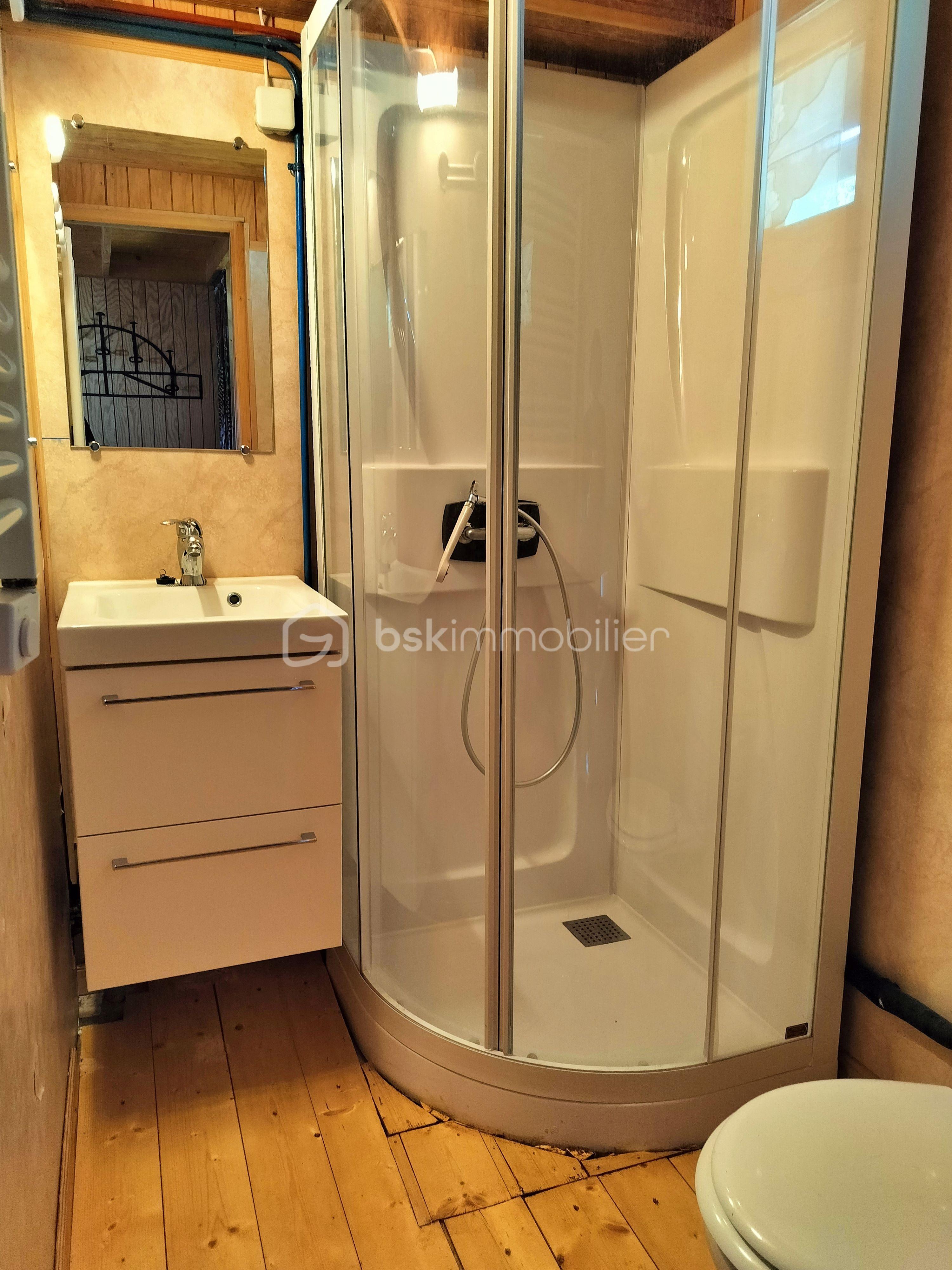 Chalet de 34,14 m² - Salle d'eau 2.jpg