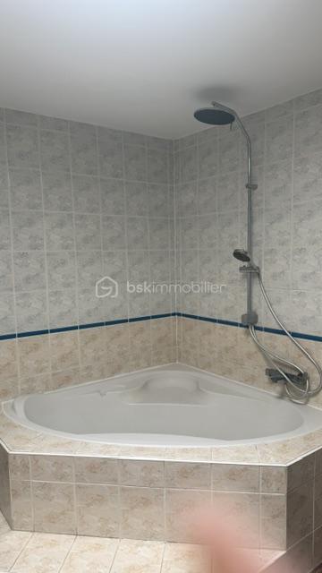 d3022c74-d785-4661-bb5b-d89dd66af079.jpg