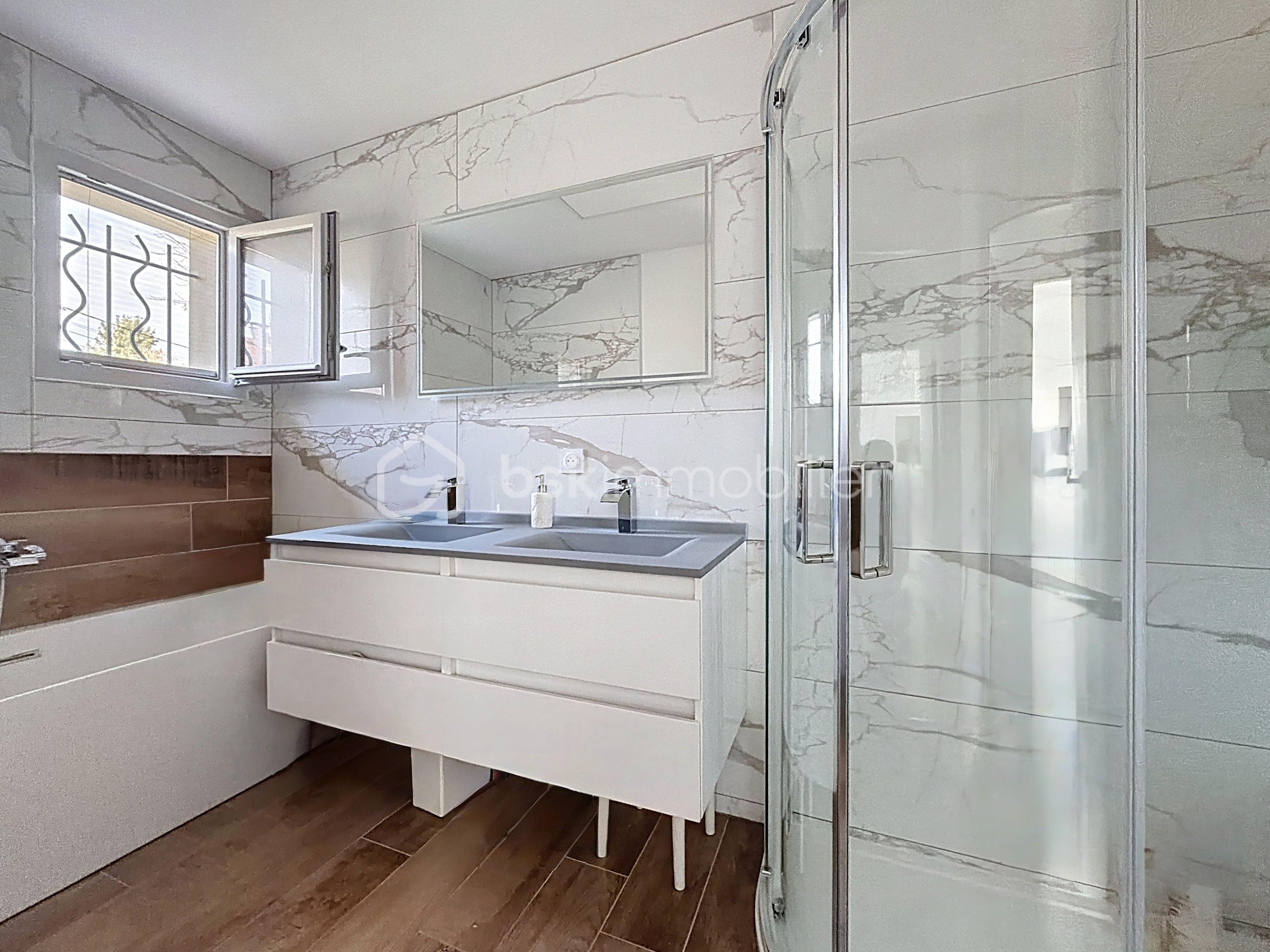 SALLE DE BAINS.jpeg