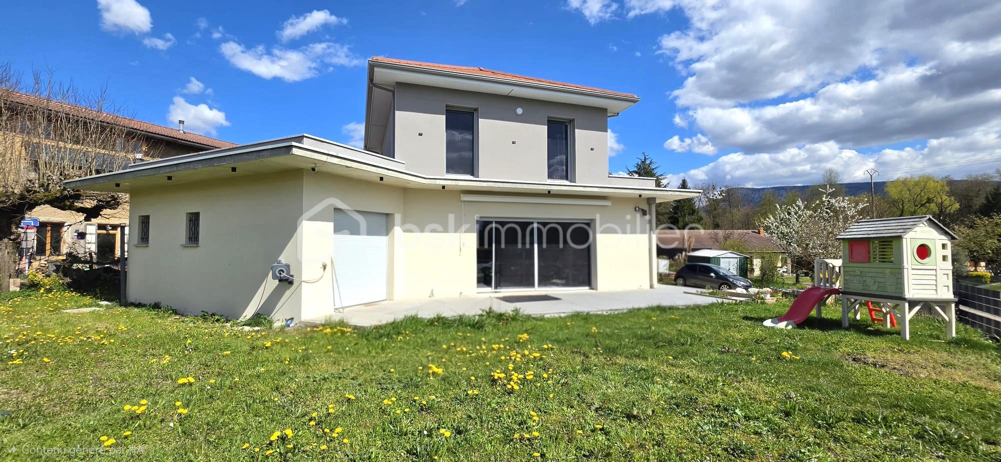 MAISONS C.jpeg