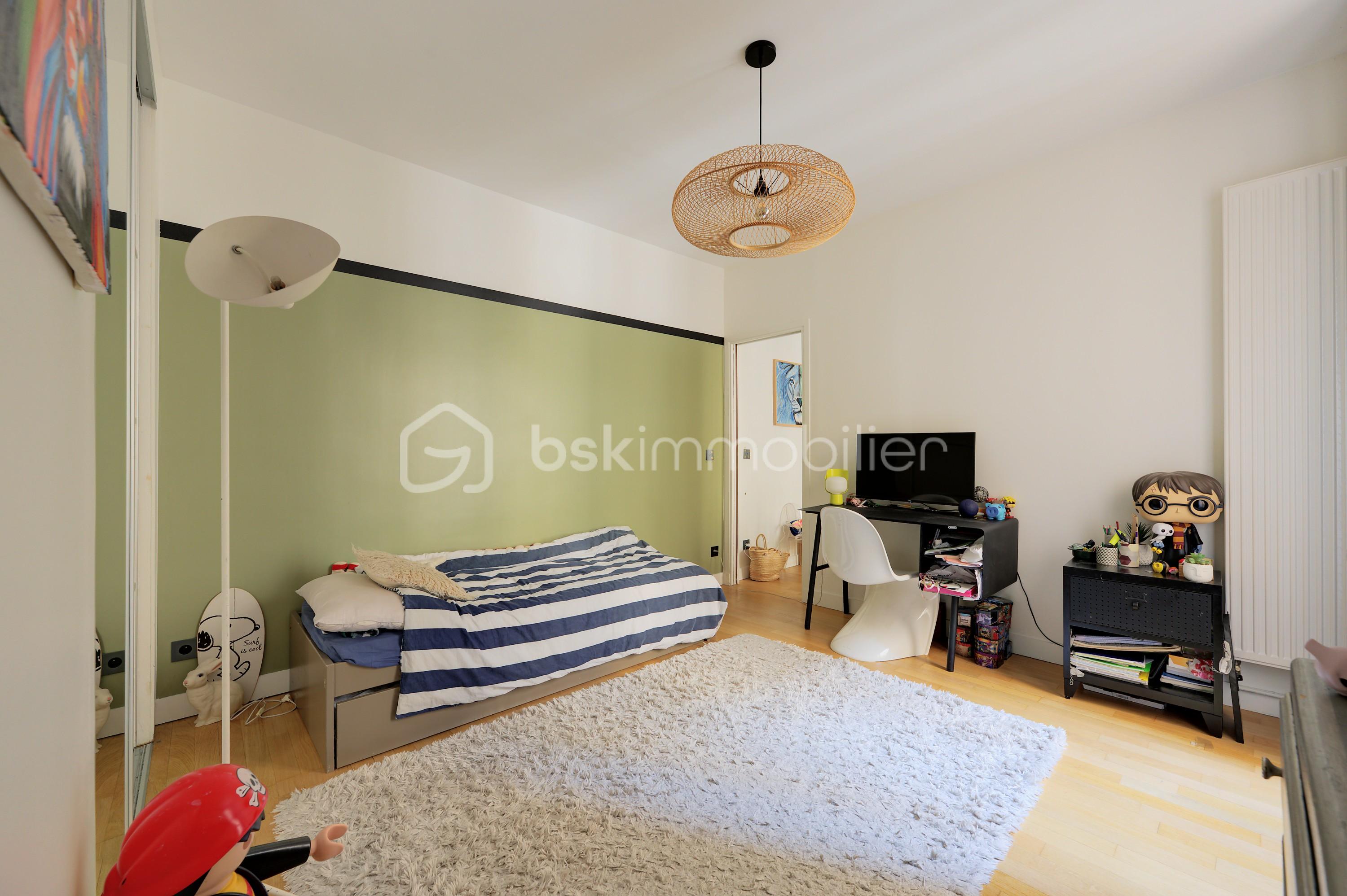 Apt M.Sarran - Chambre 2.jpg