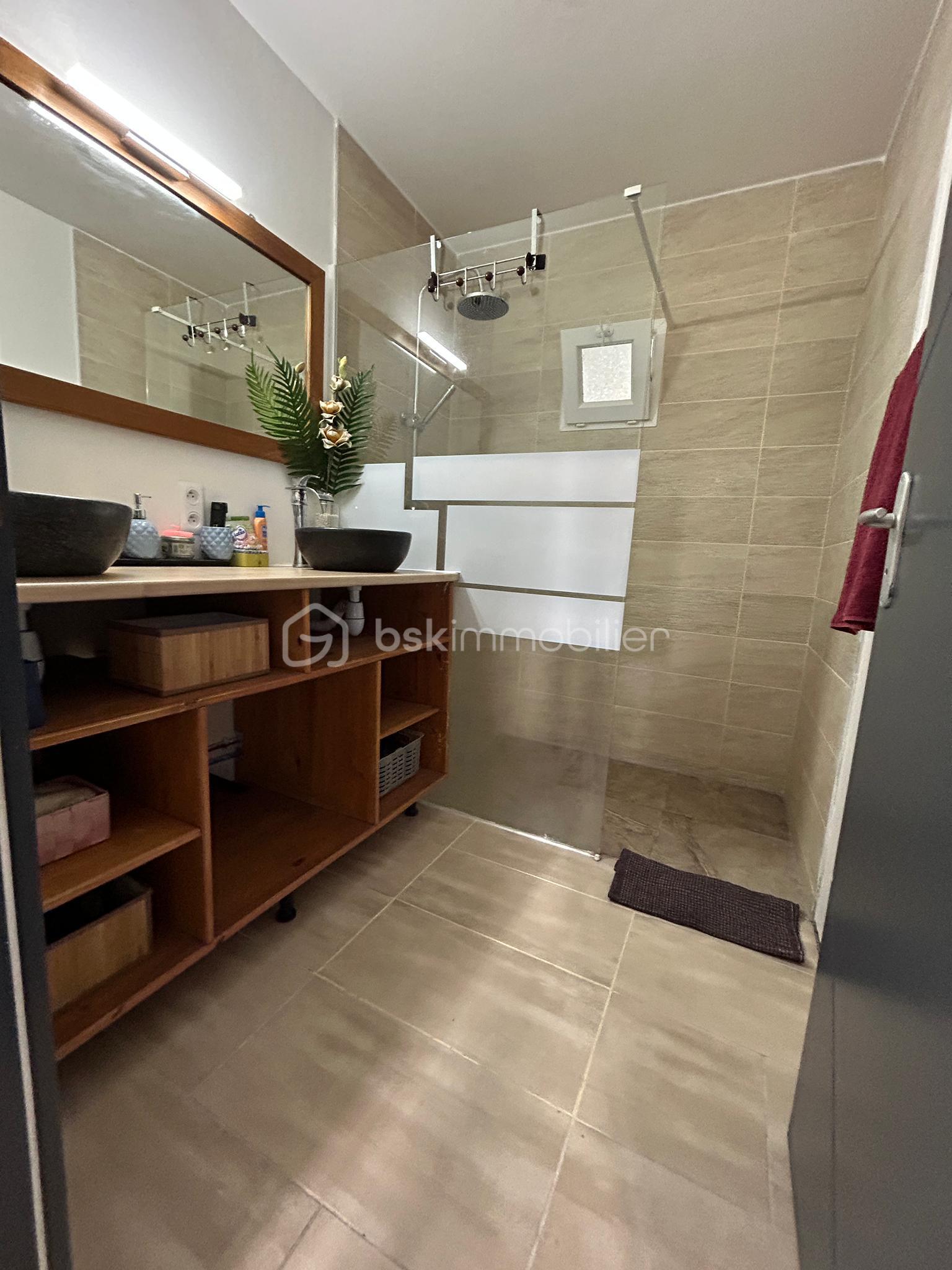 Maison contemporaine de 116 m² - PHOTO-2024-08-07-10-31-14 (2).jpg