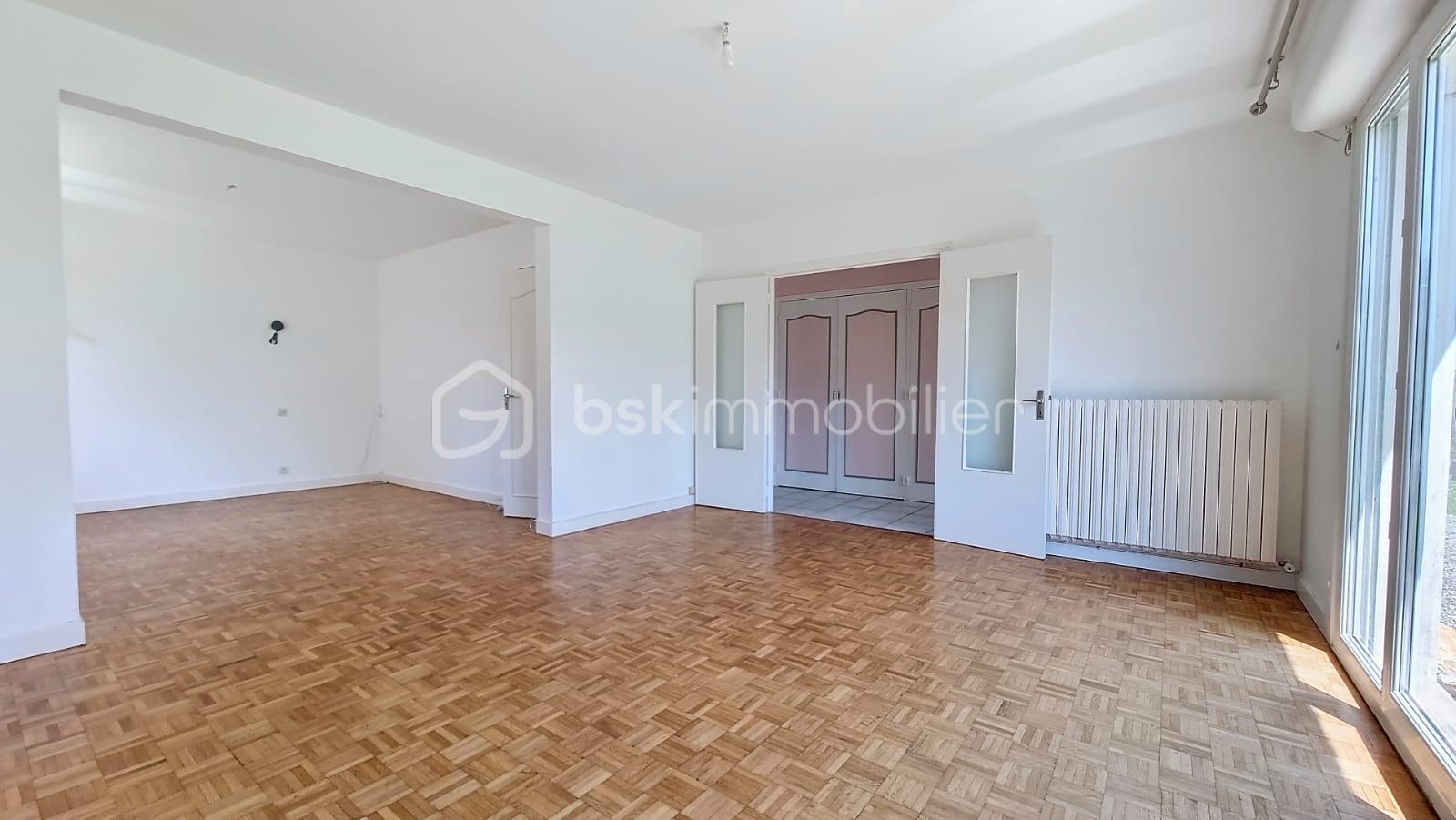 Maison de 120 m² - f06cc21f-c538-4149-8c0b-bfd39371f8e9.JPG