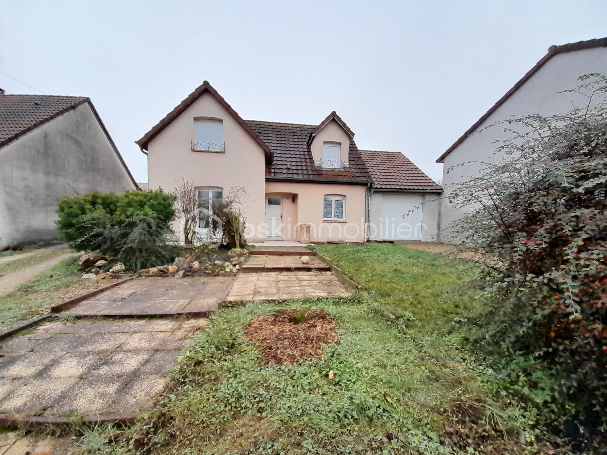 Maison traditionnelle de 151 m²