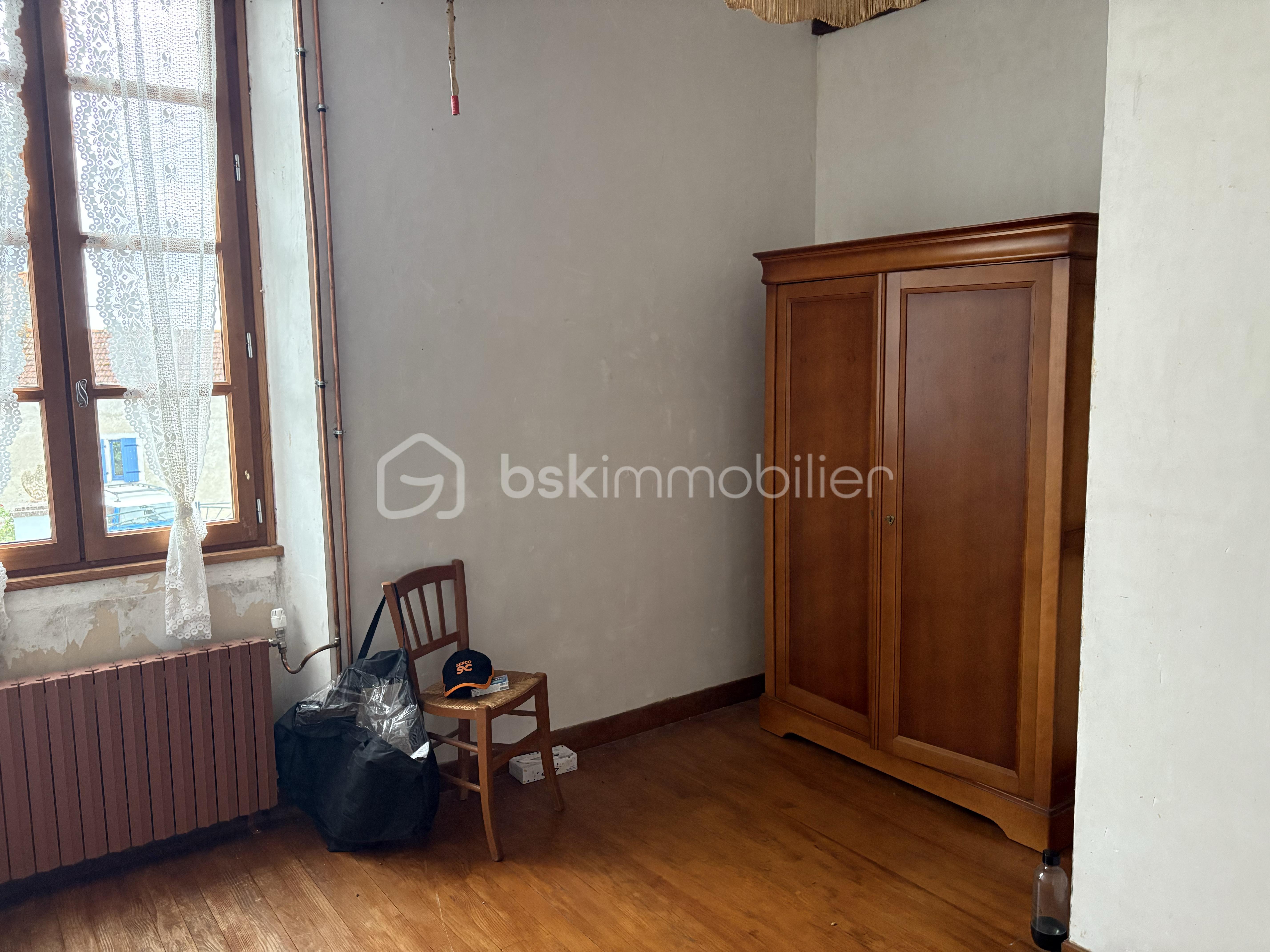 Corps de ferme de 180 m² - tempImagee5gdQj.png