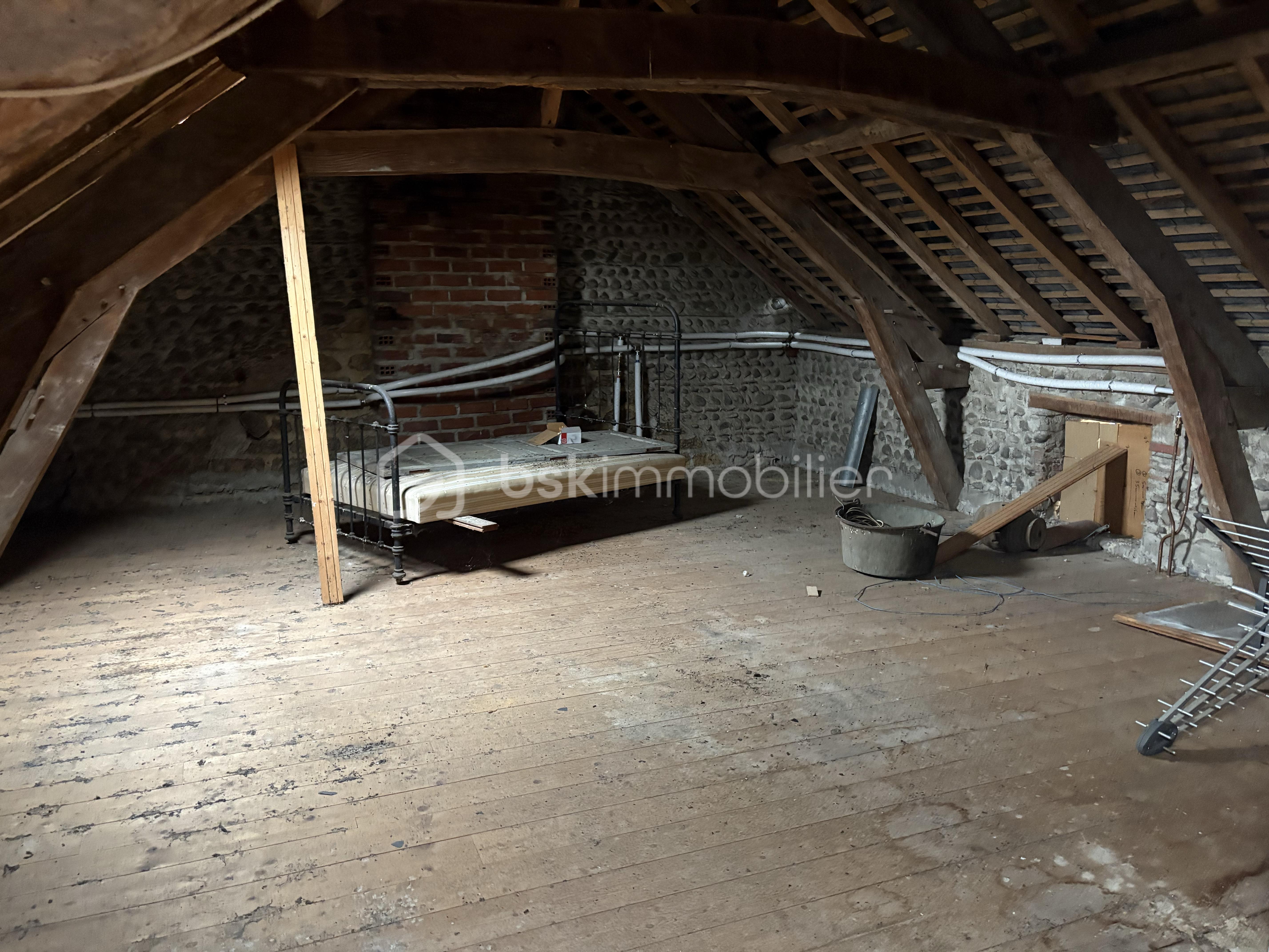 Corps de ferme de 180 m² - tempImage56LIxJ.png