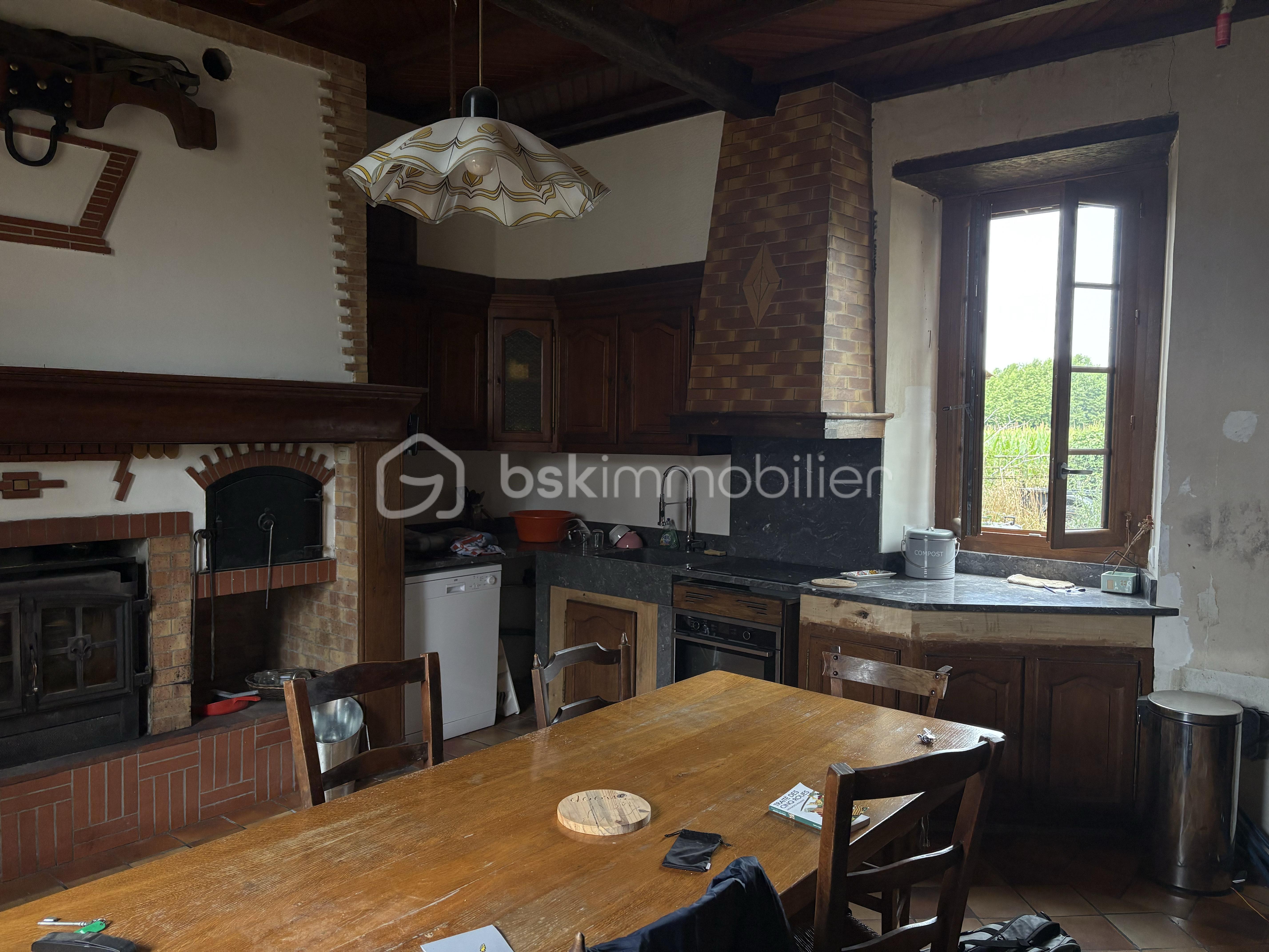 Corps de ferme de 180 m² - tempImagekCnr13.png
