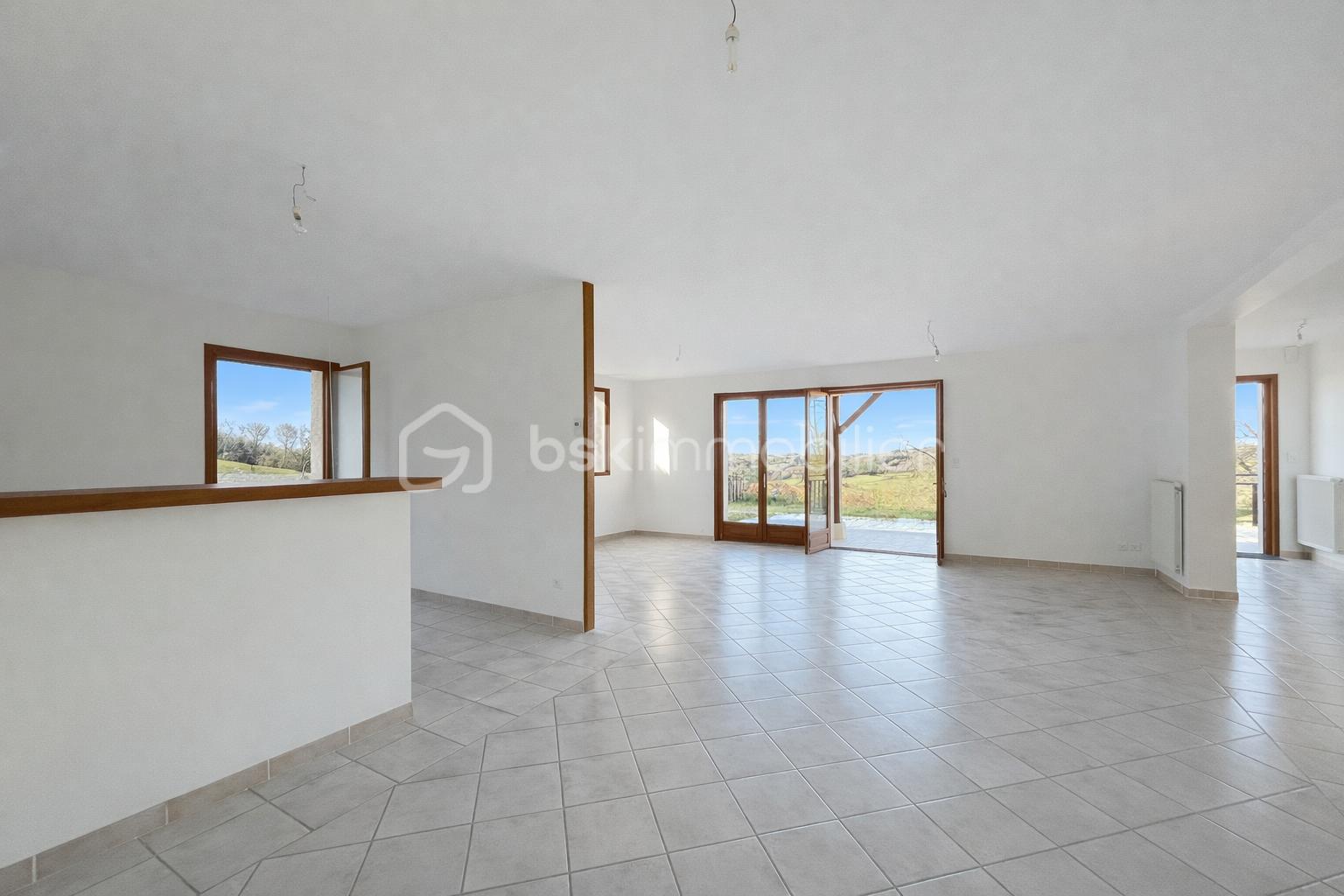 Maison traditionnelle de 131 m² - B3687545-4793-4512-A939-32EC136C6C5D.PNG