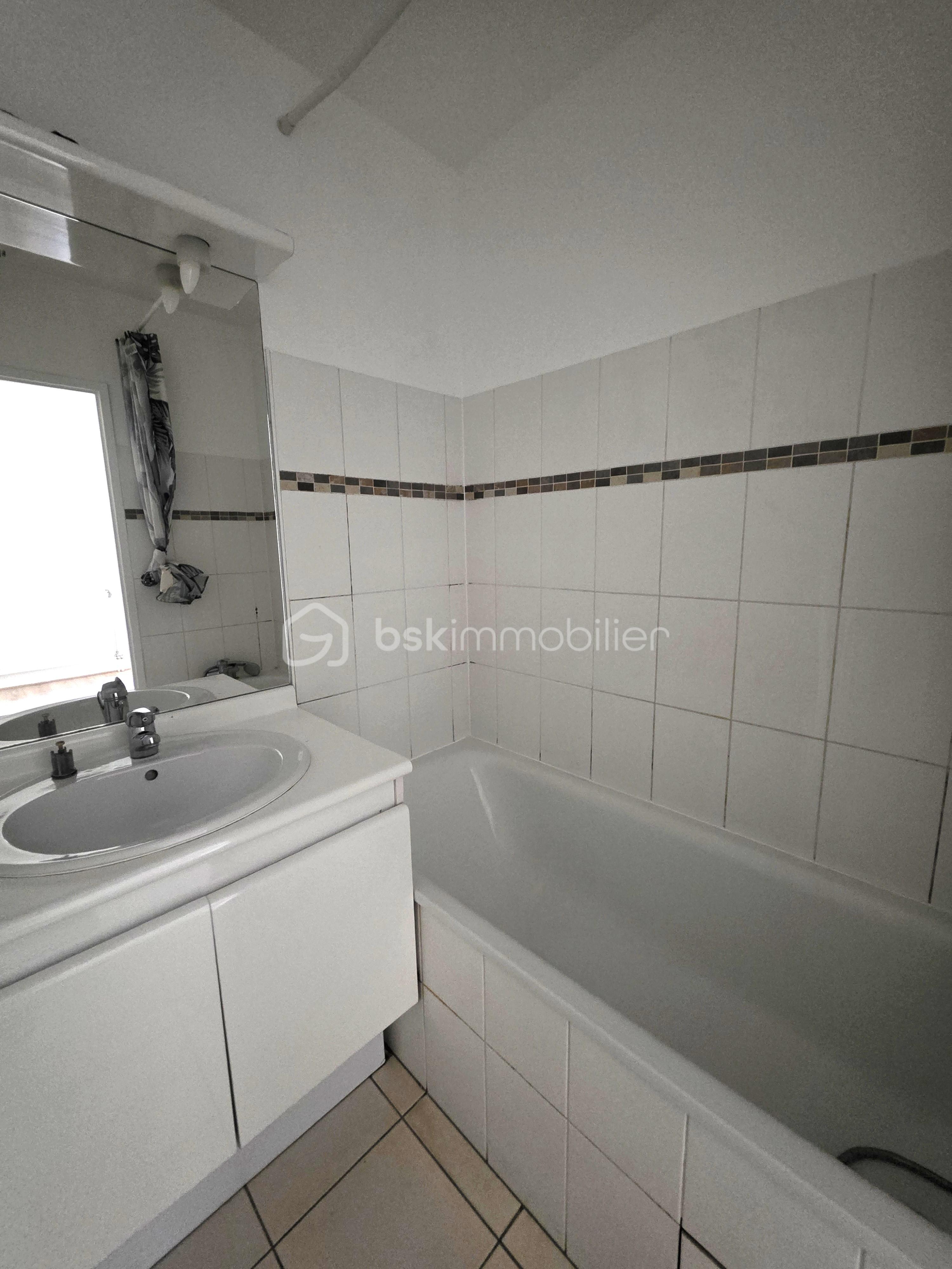 Appartement de 41 m² - sdb.jpg