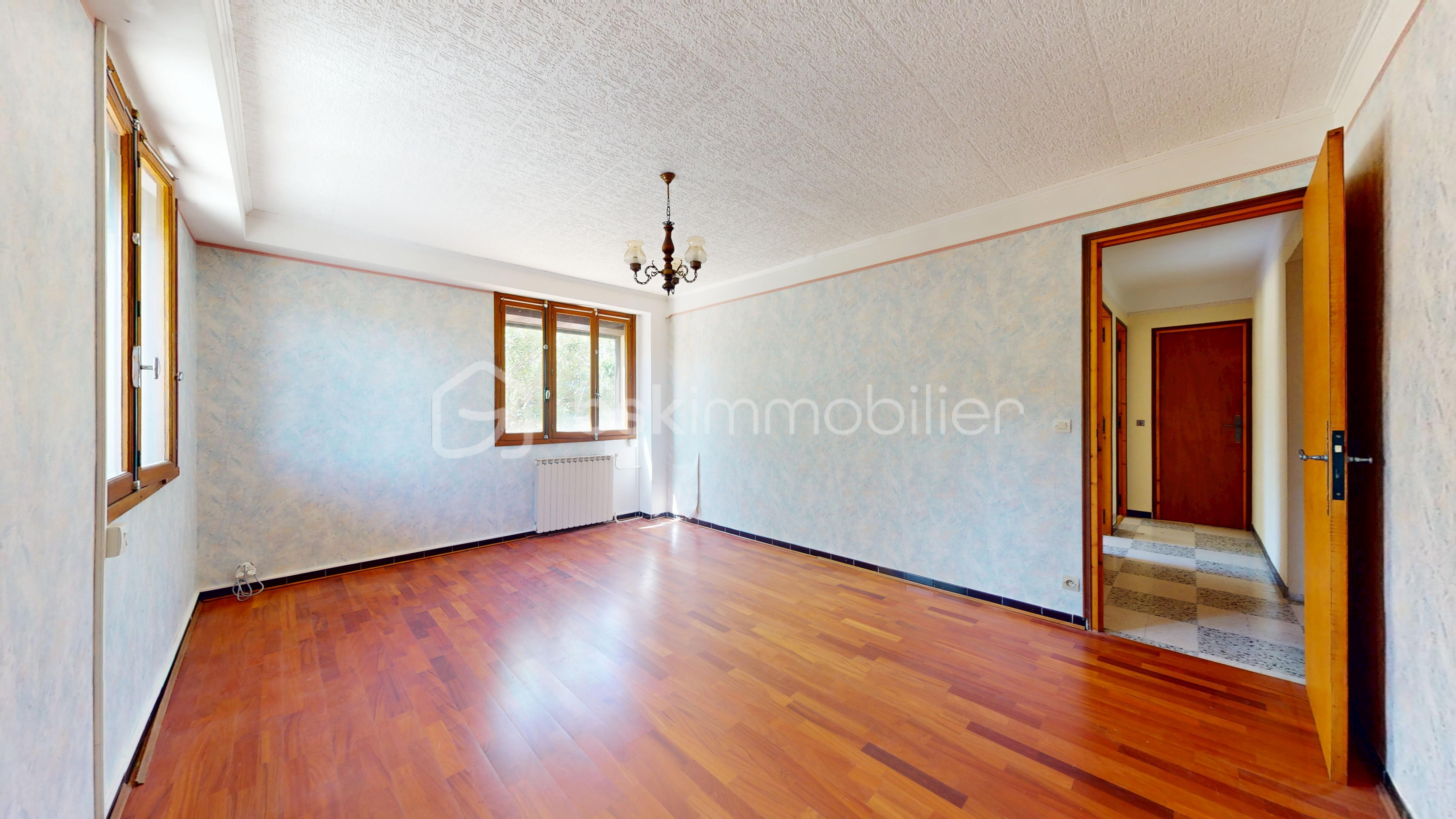 Maison-divisee-en-deux-logements-ou-logement-activite-pro-05082026_163254.jpg
