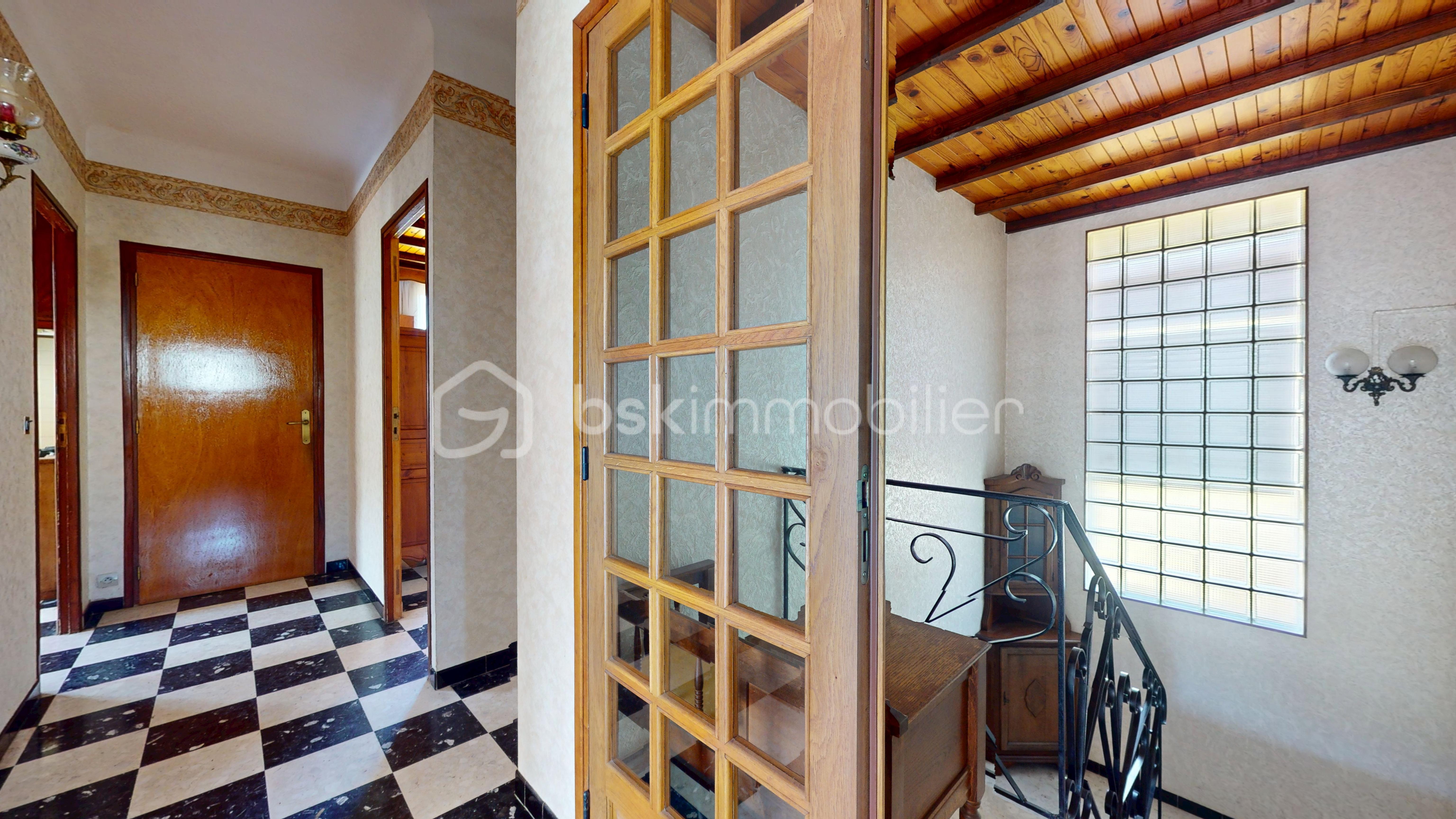 Maison-divisee-en-deux-logements-ou-logement-activite-pro-05082026_162814.jpg