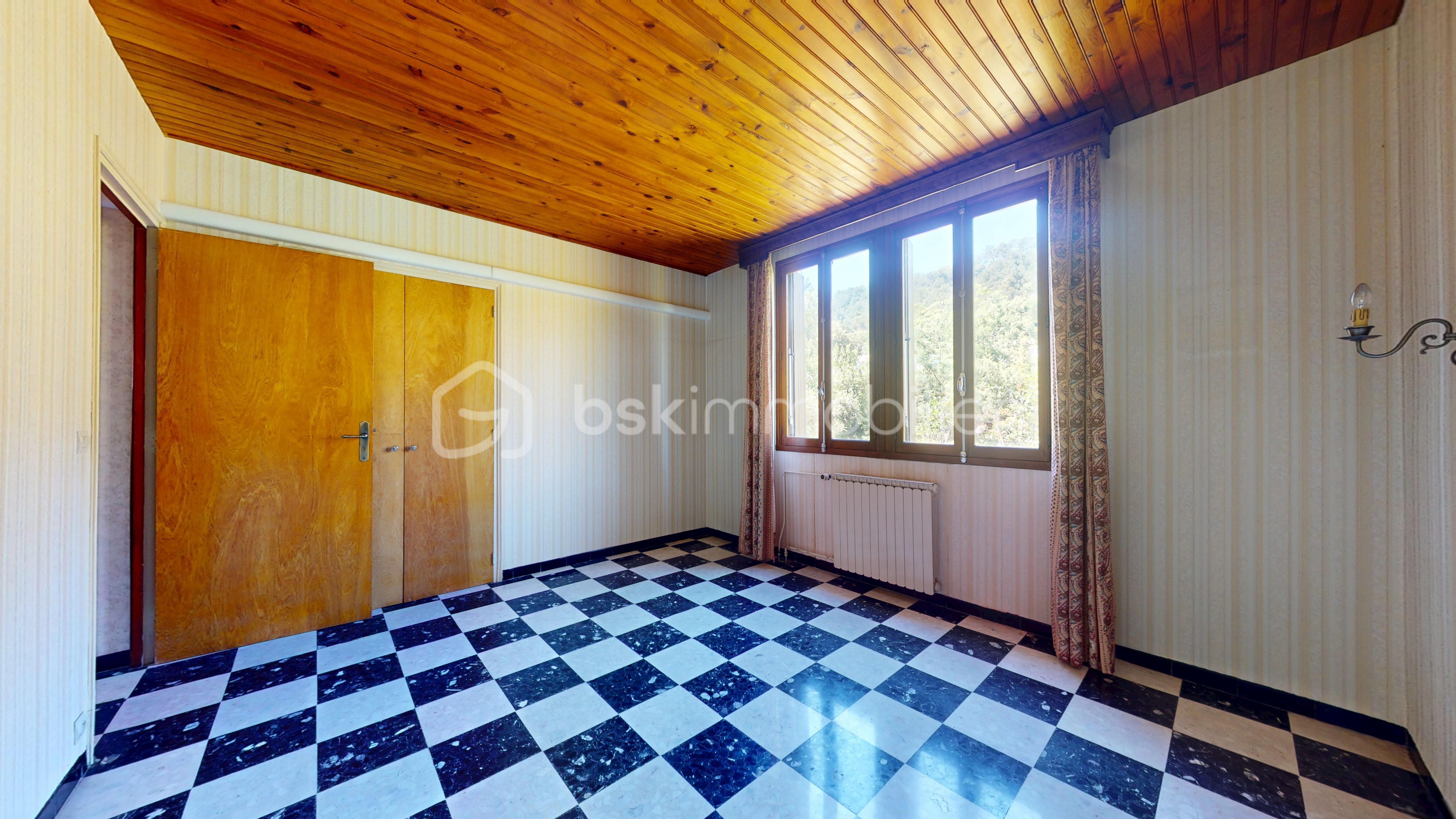 Maison-divisee-en-deux-logements-ou-logement-activite-pro-05082026_162343.jpg