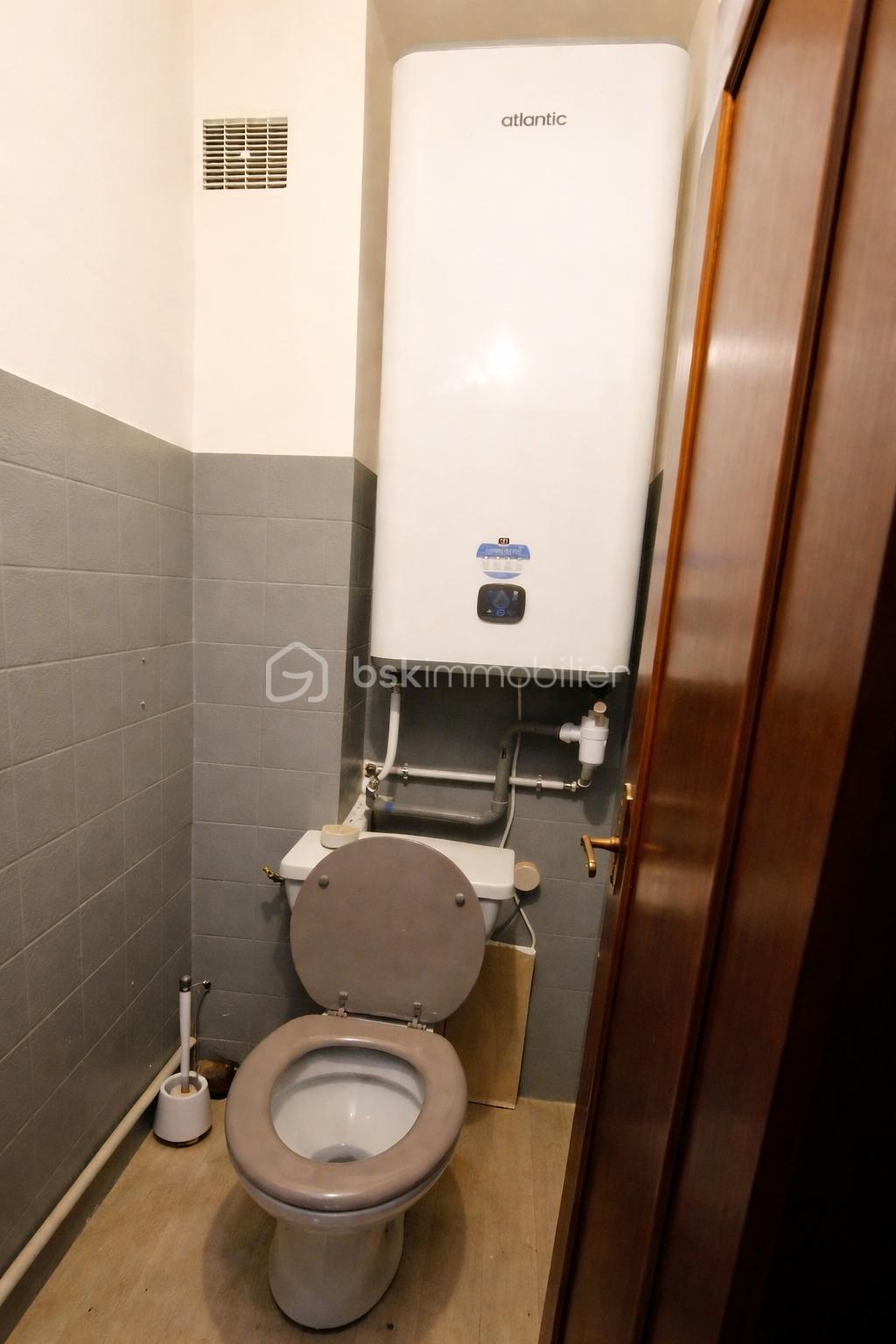 ChatGPT Image 5 mars 2026, 19_22_52.png