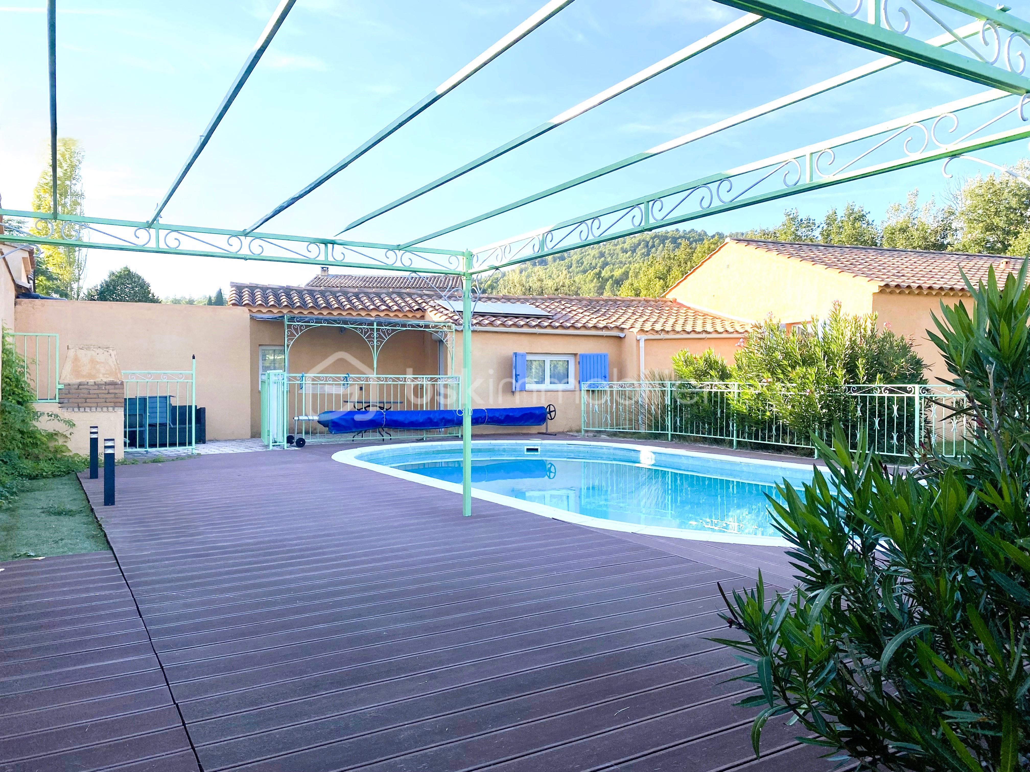 Maison traditionnelle de 164 m² - 1 (94).jpg