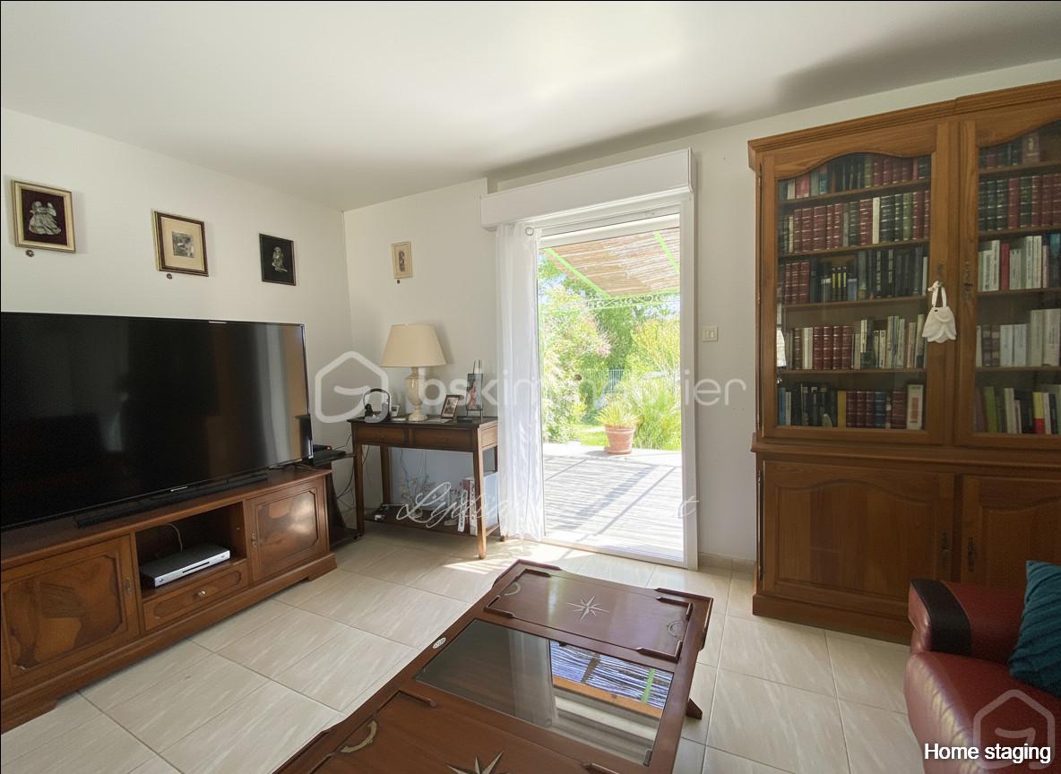 Maison traditionnelle de 164 m² - 1 (101).jpg