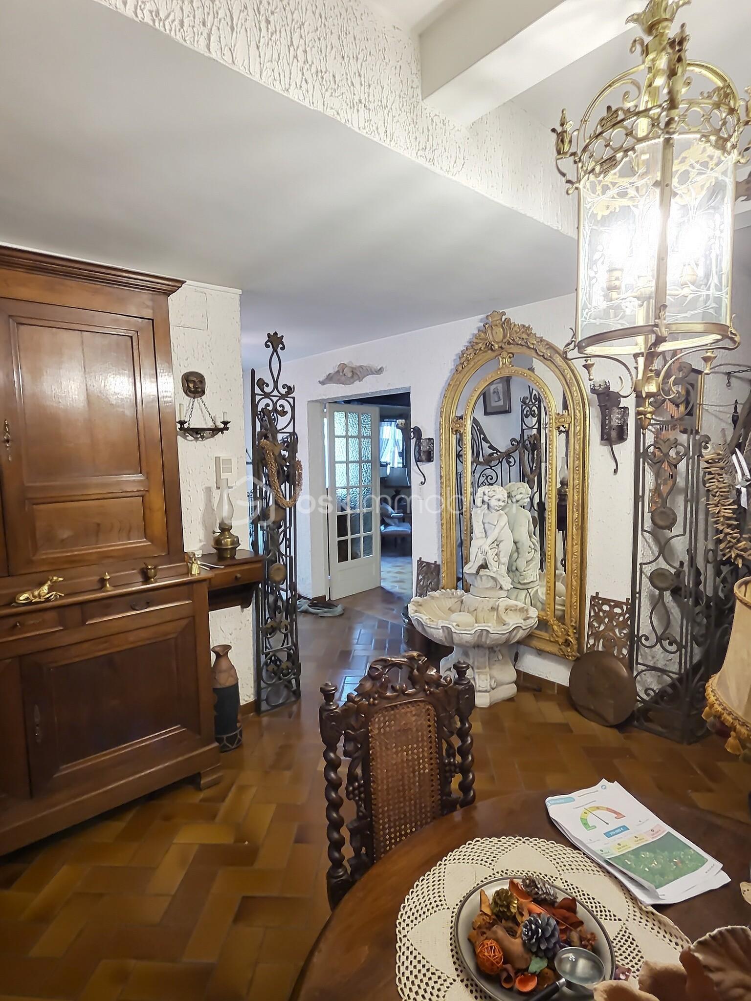 Maison de 328 m² - exposio_132653552.jpg