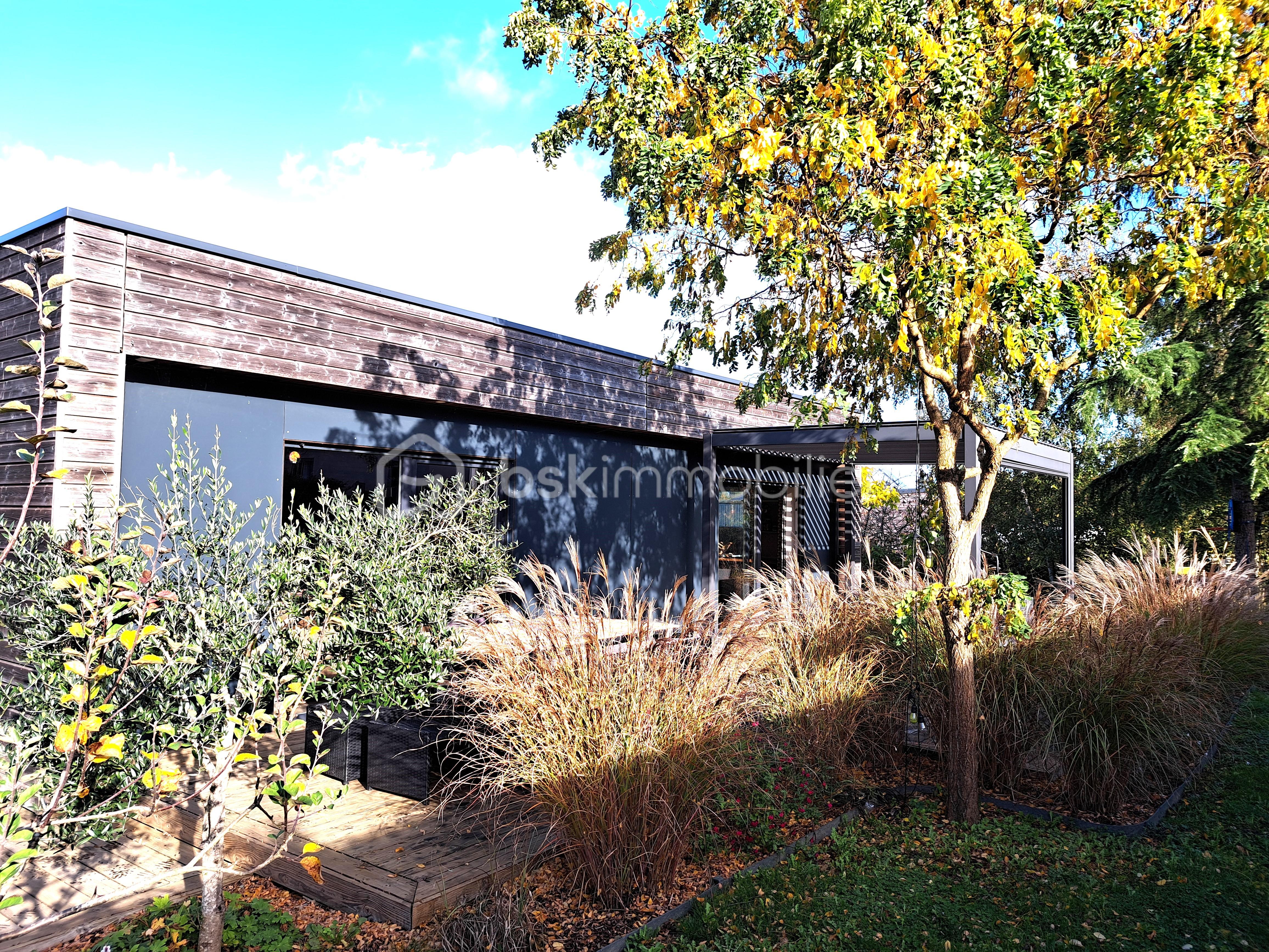 Maison de 106 m² - vue jardin sud.jpg