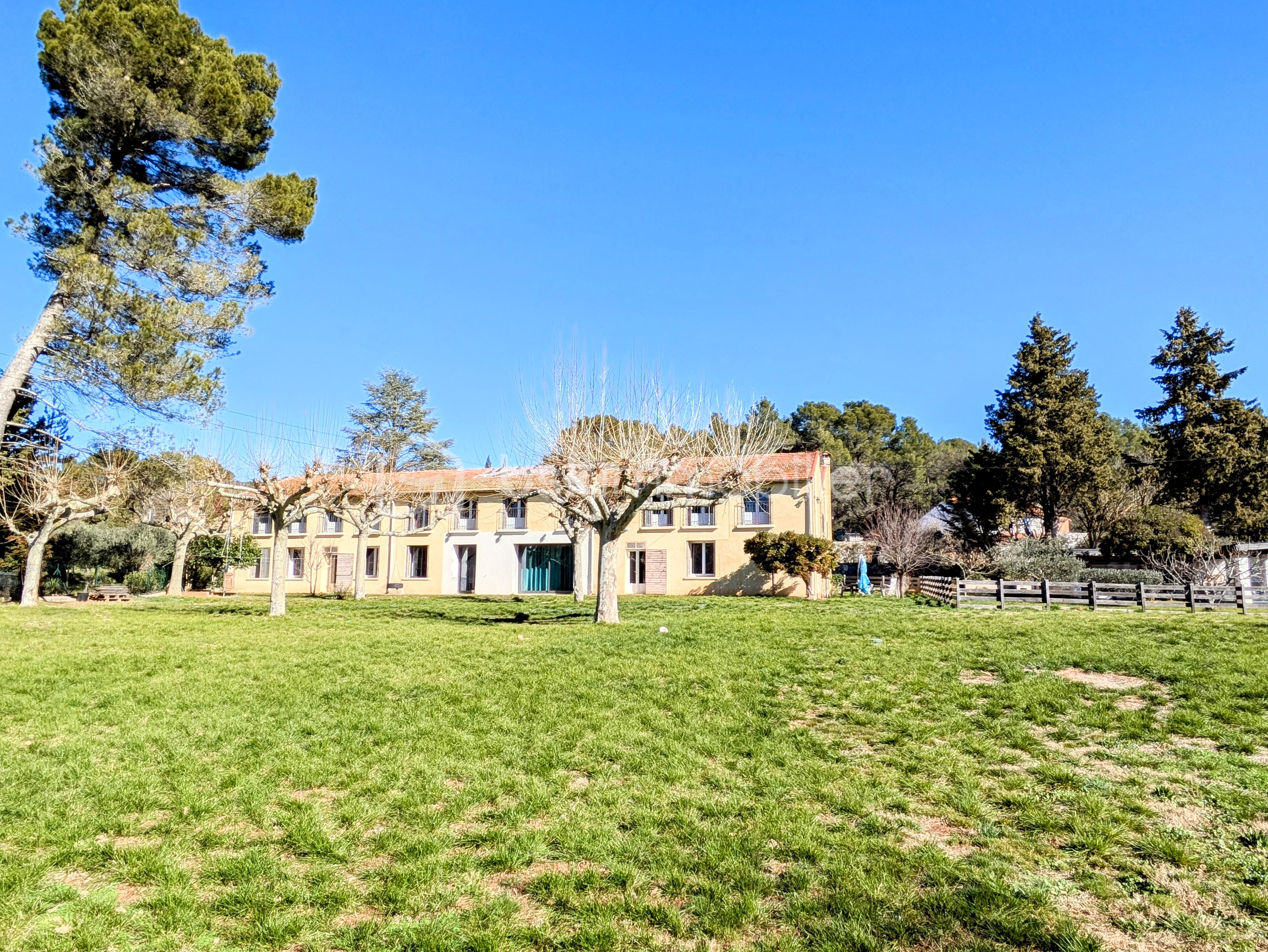 Bastide de 760 m² - PXL_20250214_104237695.RAW-01.COVER~2.jpg