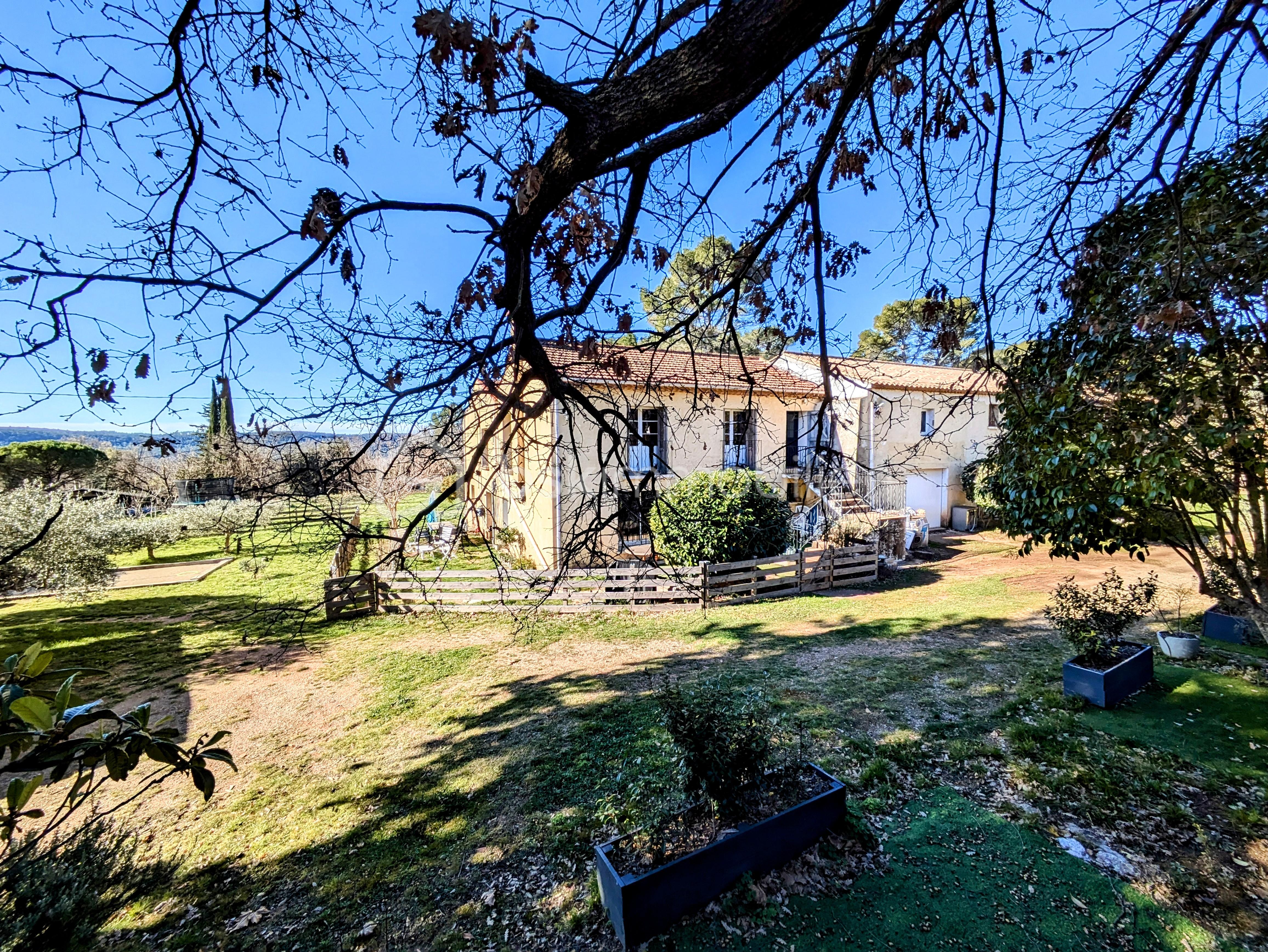 Bastide de 760 m² - PXL_20250214_094837855.RAW-01.COVER~2.jpg