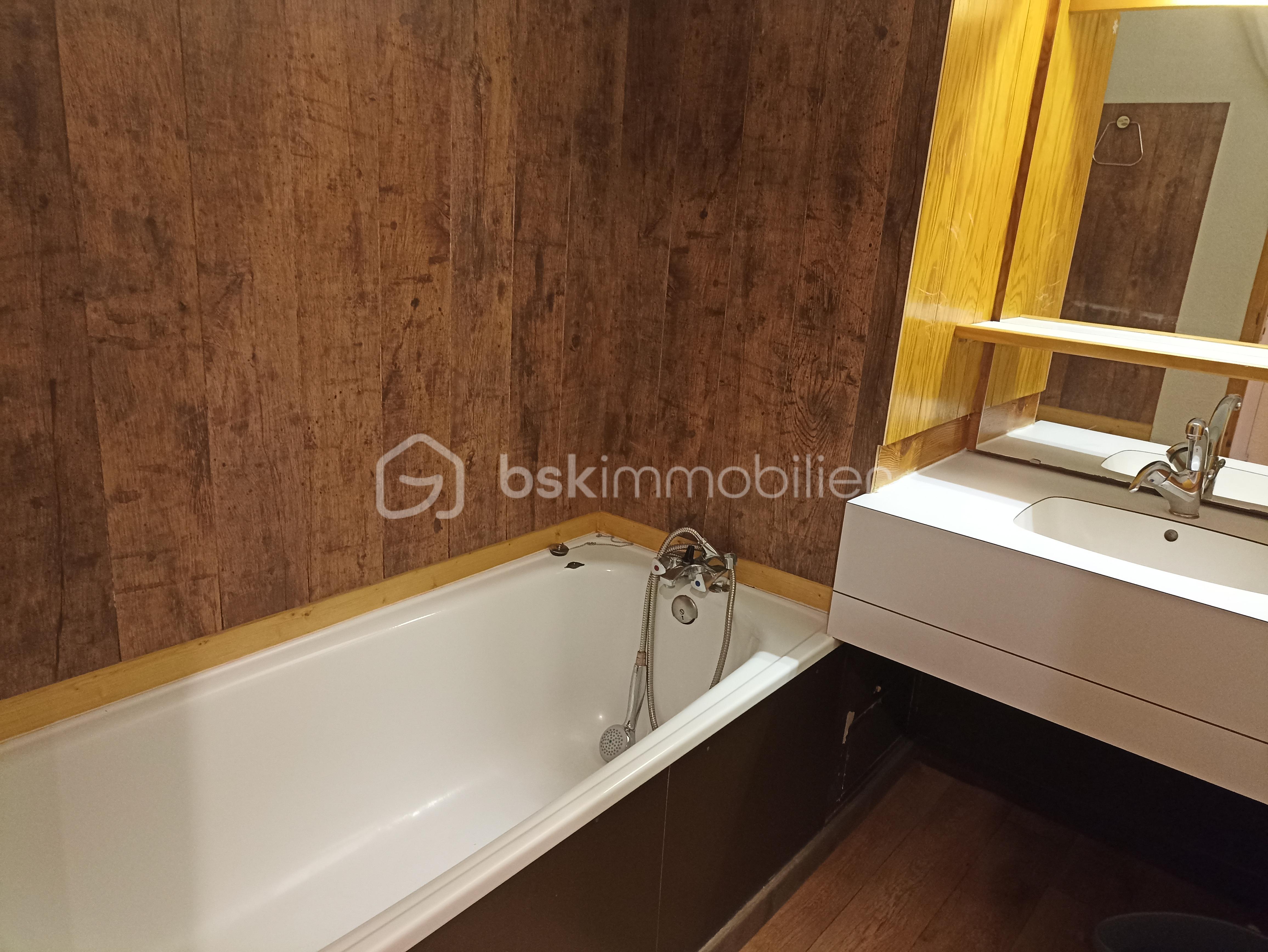 Salle de bains 1.jpg