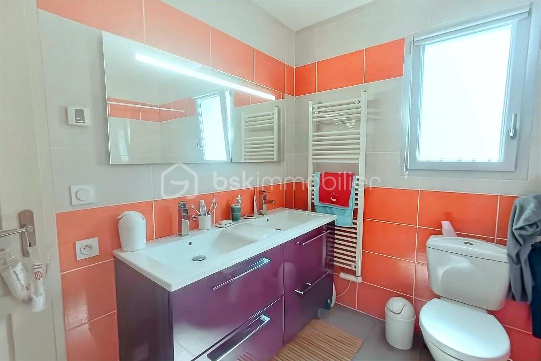 Maison de 125 m² - hoqi-52e08e10b2b6480b9350165d61d0fa31.jpg