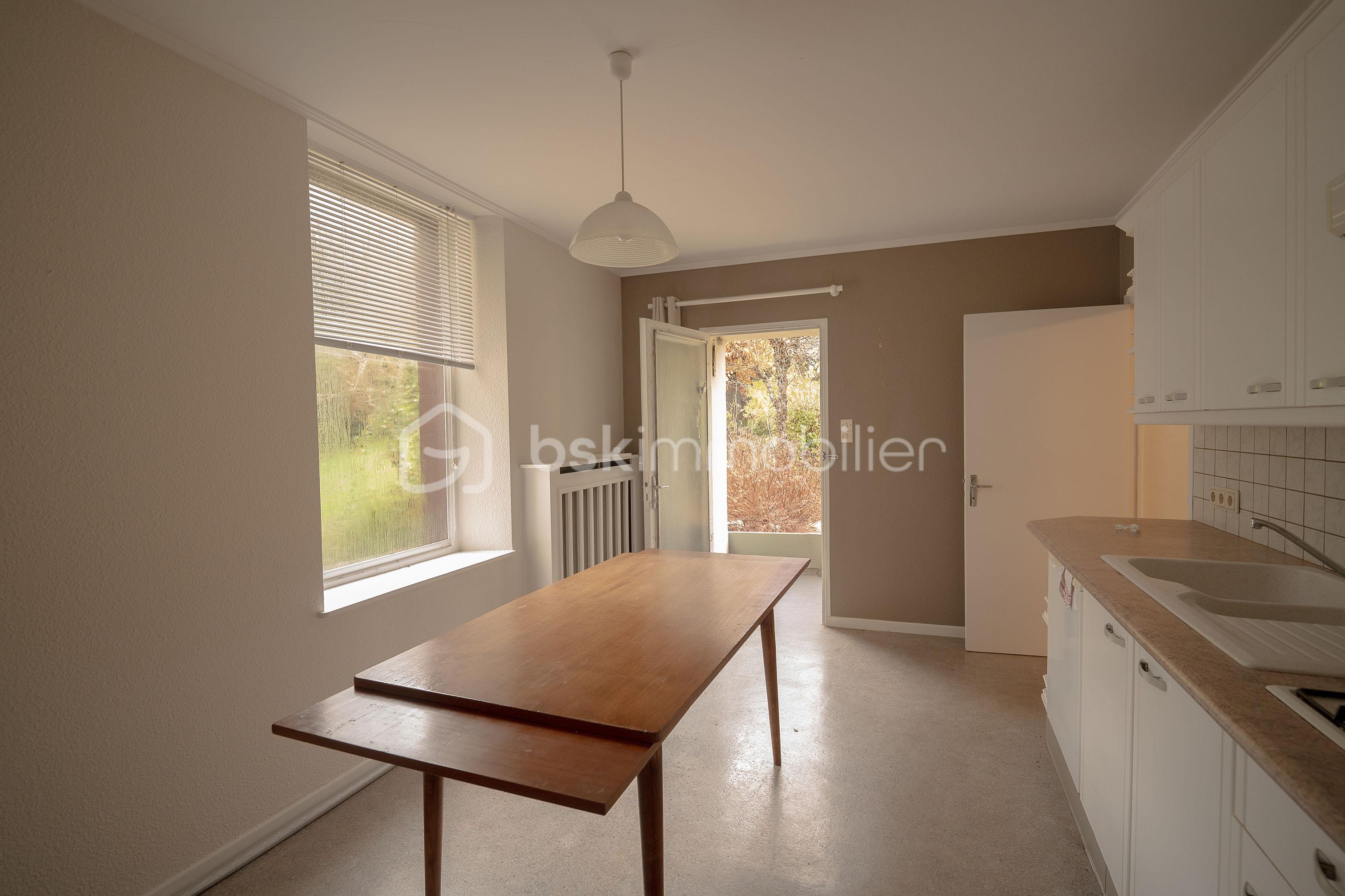 Maison traditionnelle de 320 m² - Cuisine 2.jpg