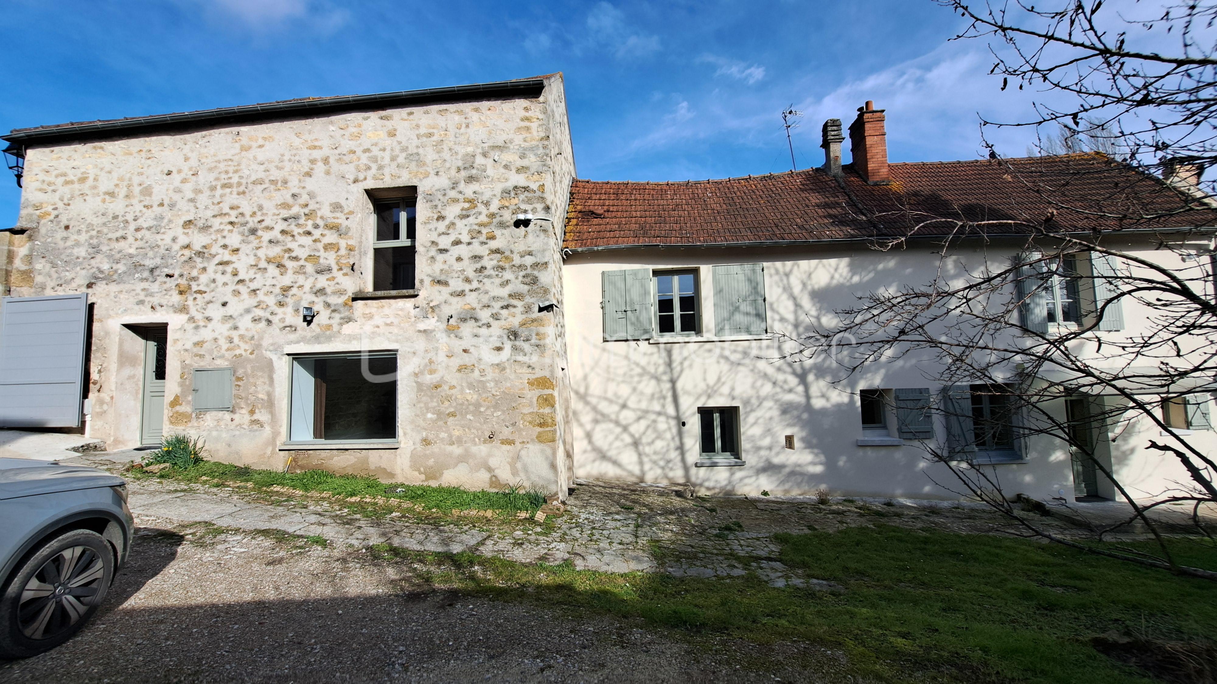 Corps de ferme de 154 m²