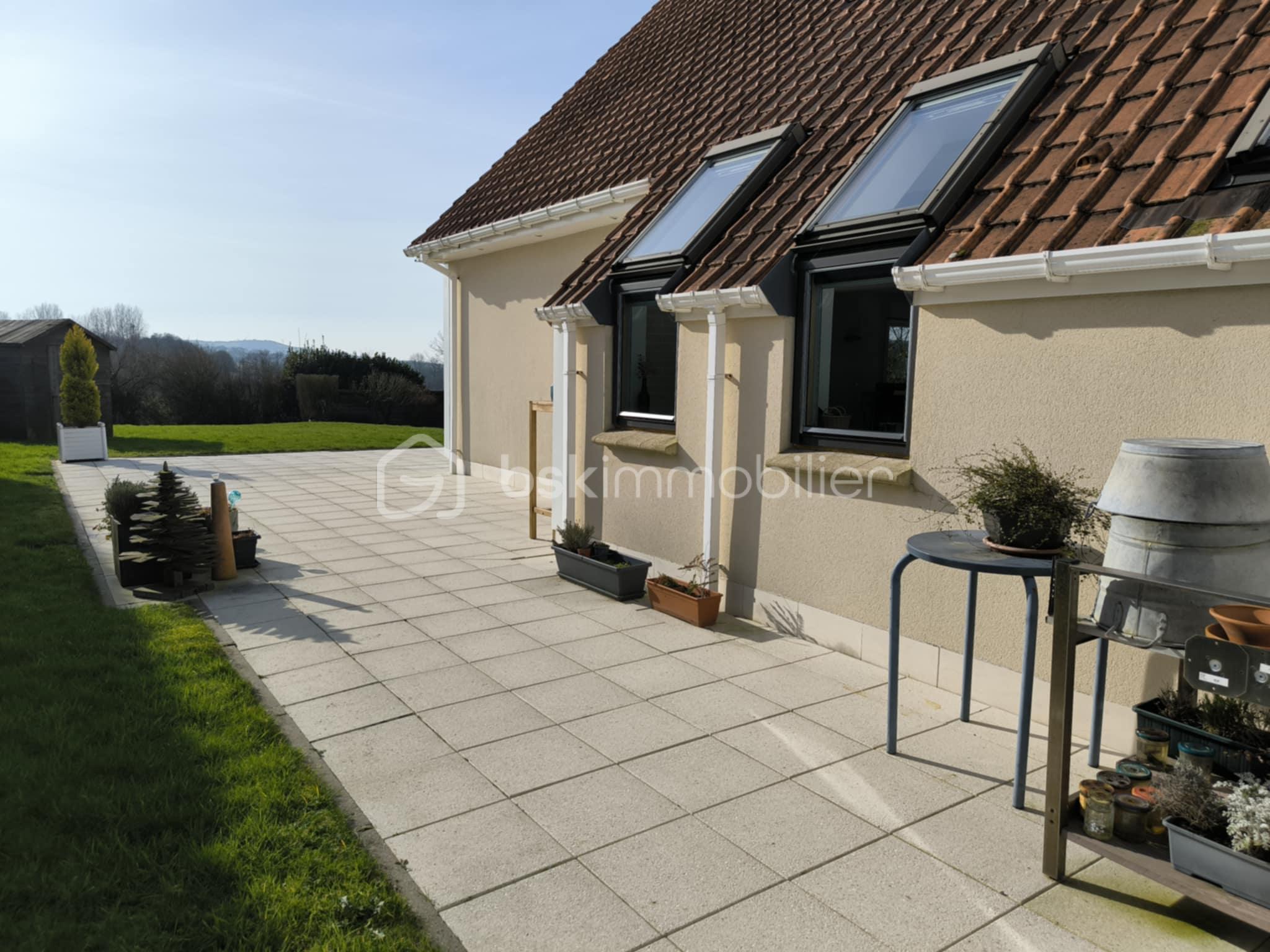Maison contemporaine de 138 m² - 98af2451-0a5b-4ecc-8a42-d0e5254237ee.jpeg