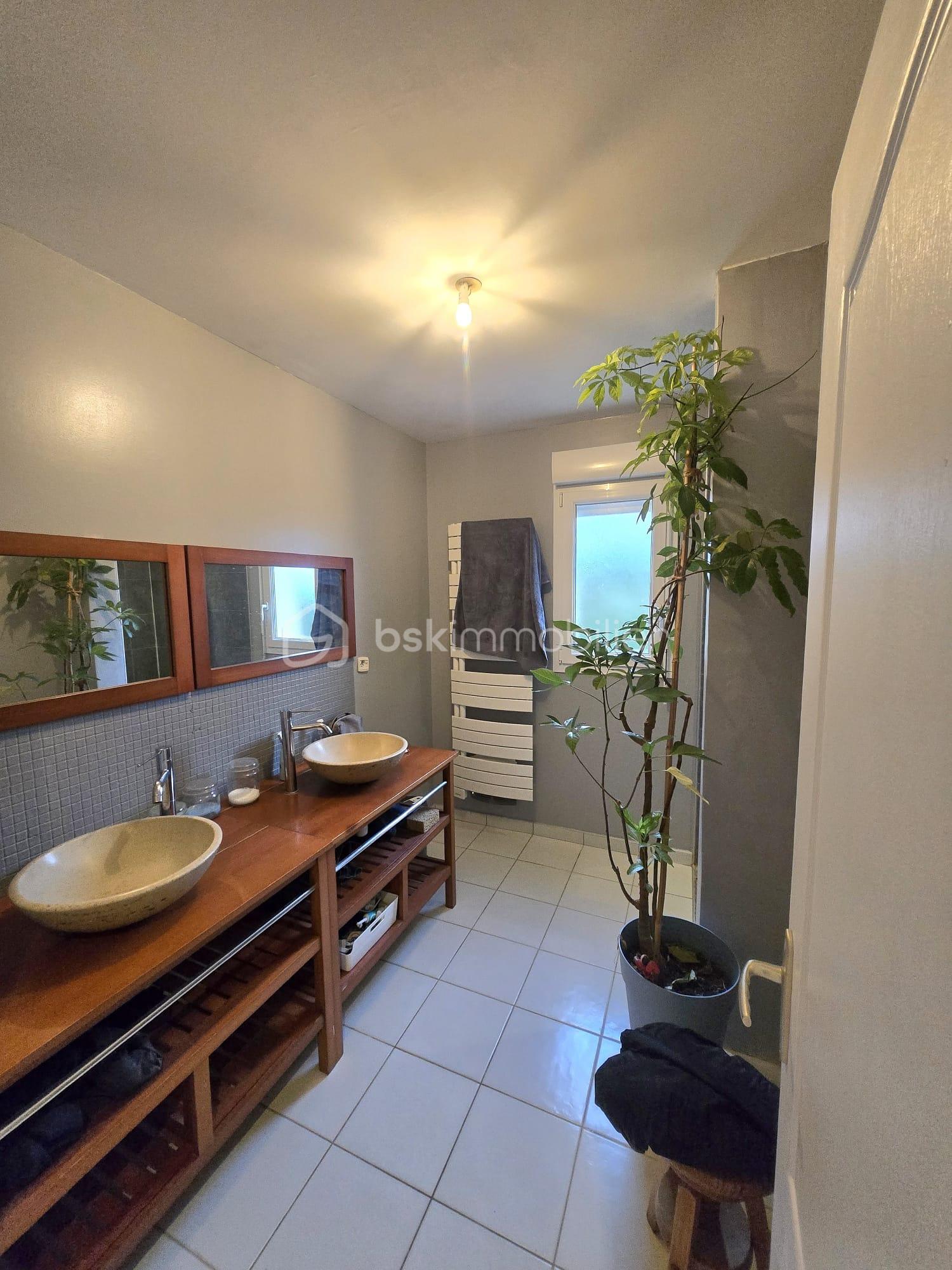 Pavillon de 120 m² - WhatsApp Image 2025-12-23 at 11.35.43 (9).jpeg